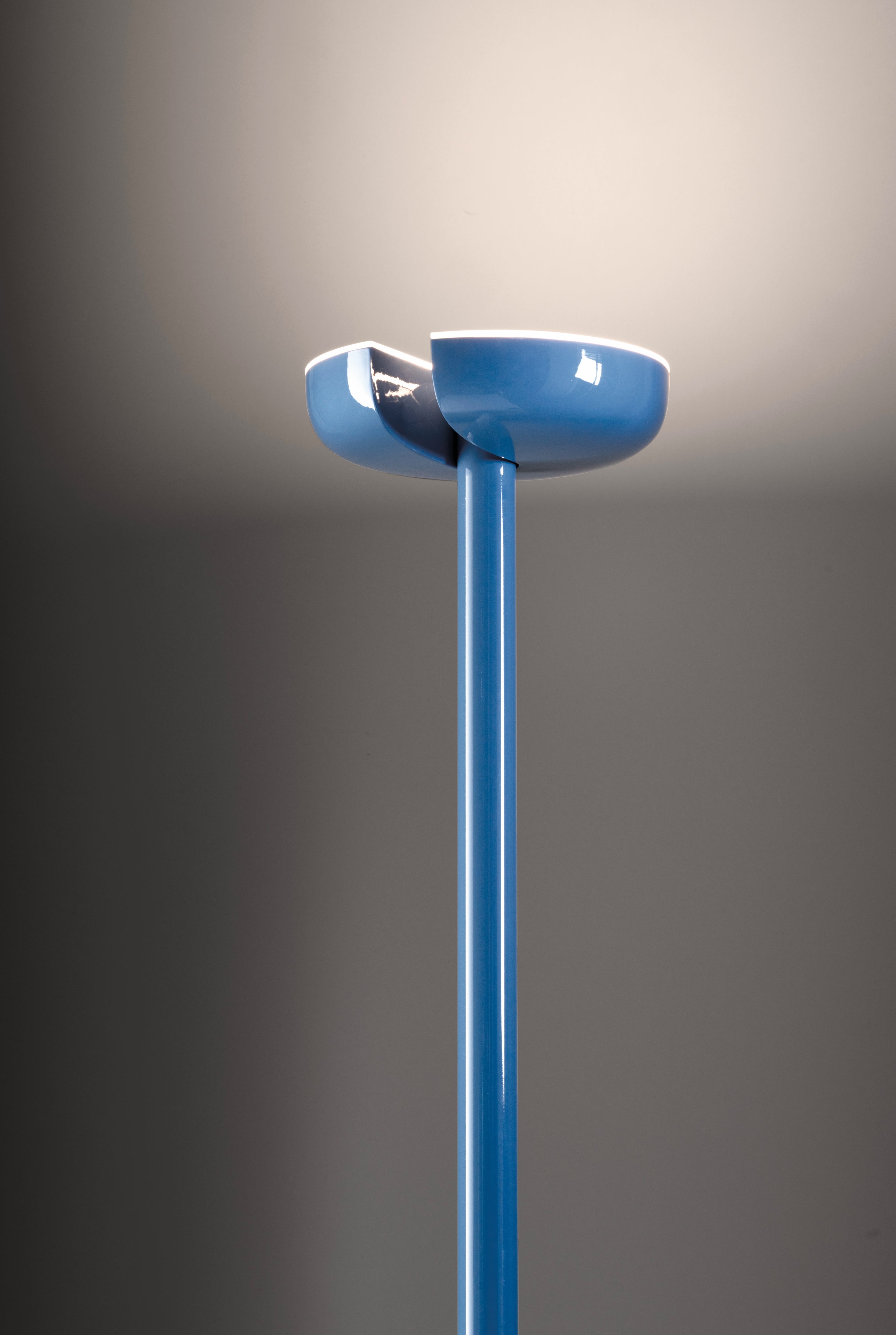 CABRIOLETTE floor lamp in glossy black
