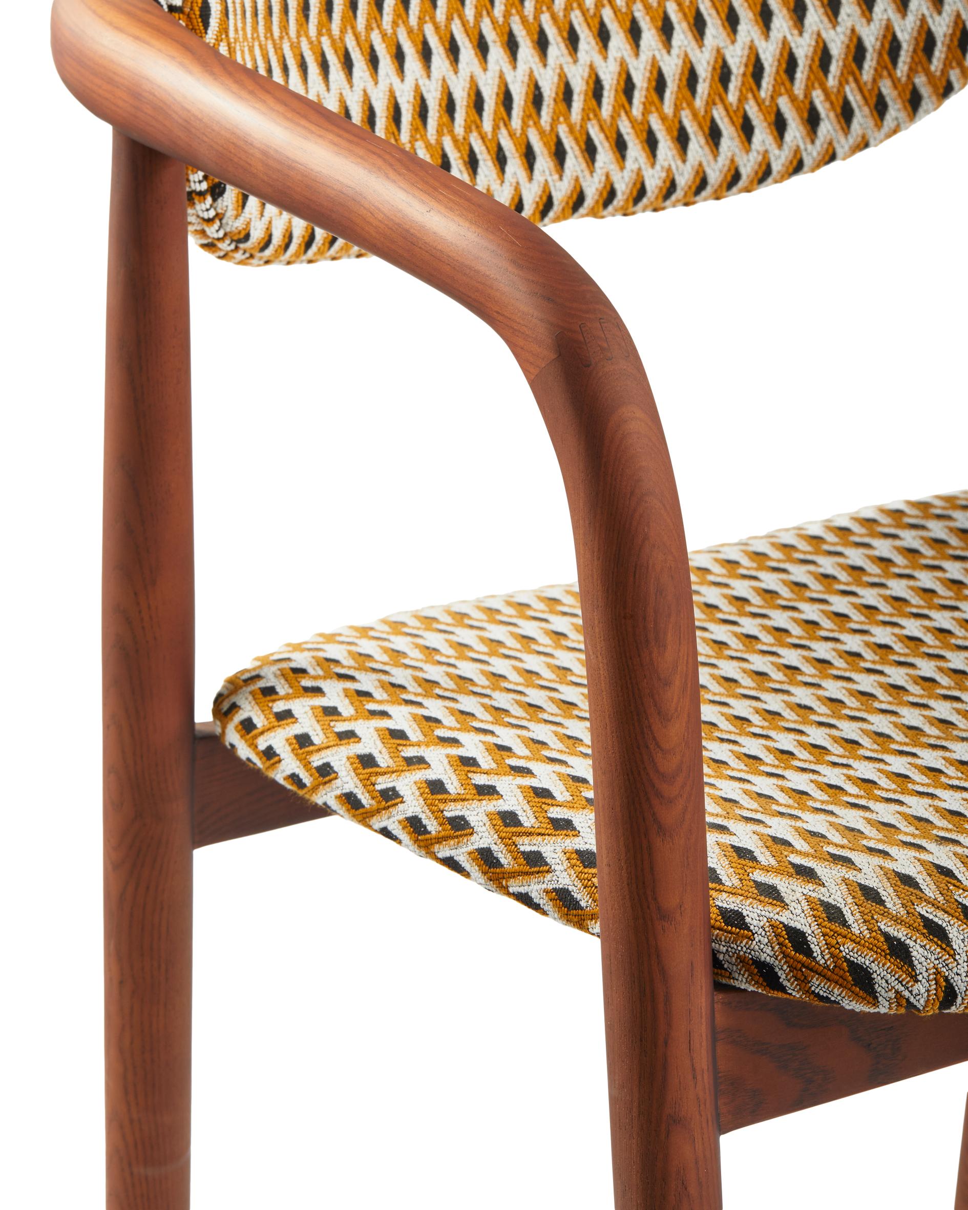 HENRY Armchair in Orchid with Geometric Pattern and Wooden Base