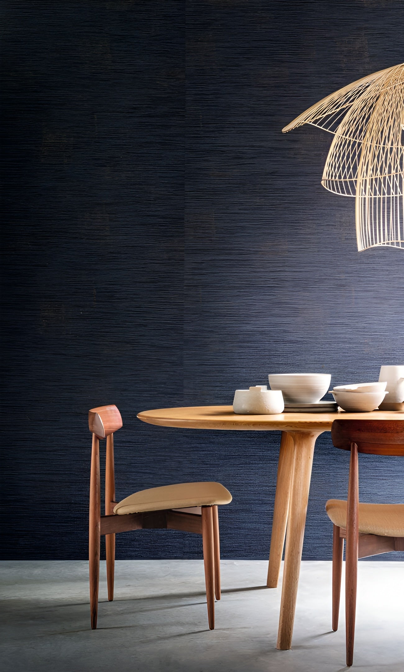 Textile wallpaper with a structural design resembling canvas ORCADE - IVORY ivory