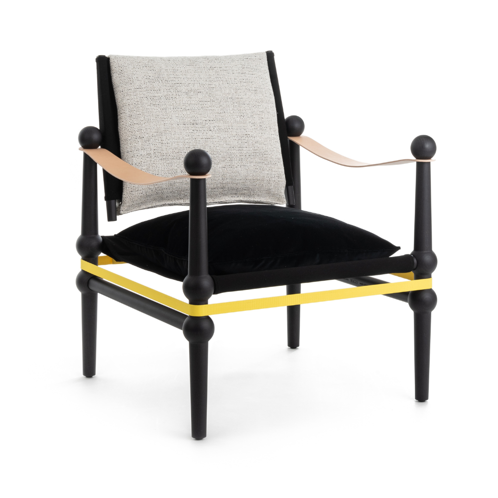 TWAIN armchair in black and gray with a black beech base