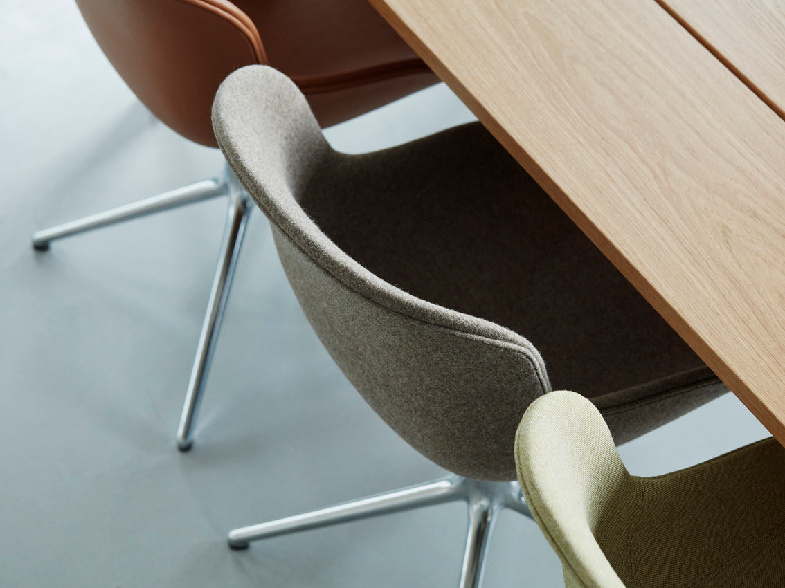 Hyg 4L Polsterer Bürostuhl mit einer Aluminiumbasis