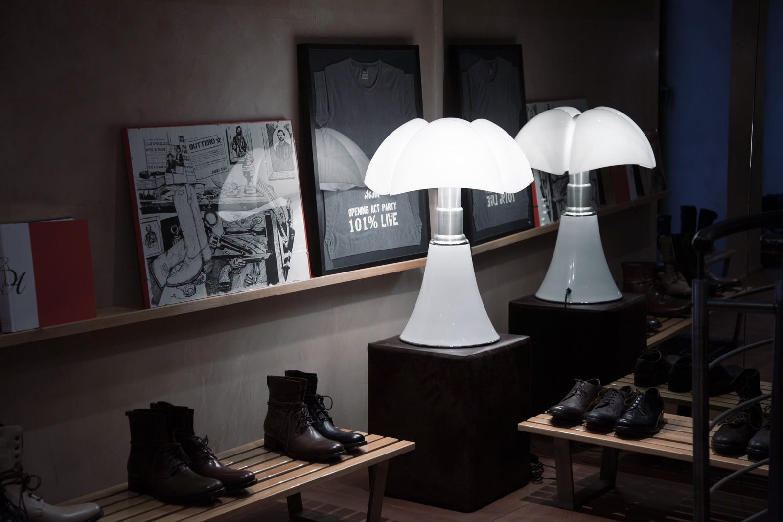 PIPISTRELLO Table Lamp with Opal Shade and White Base