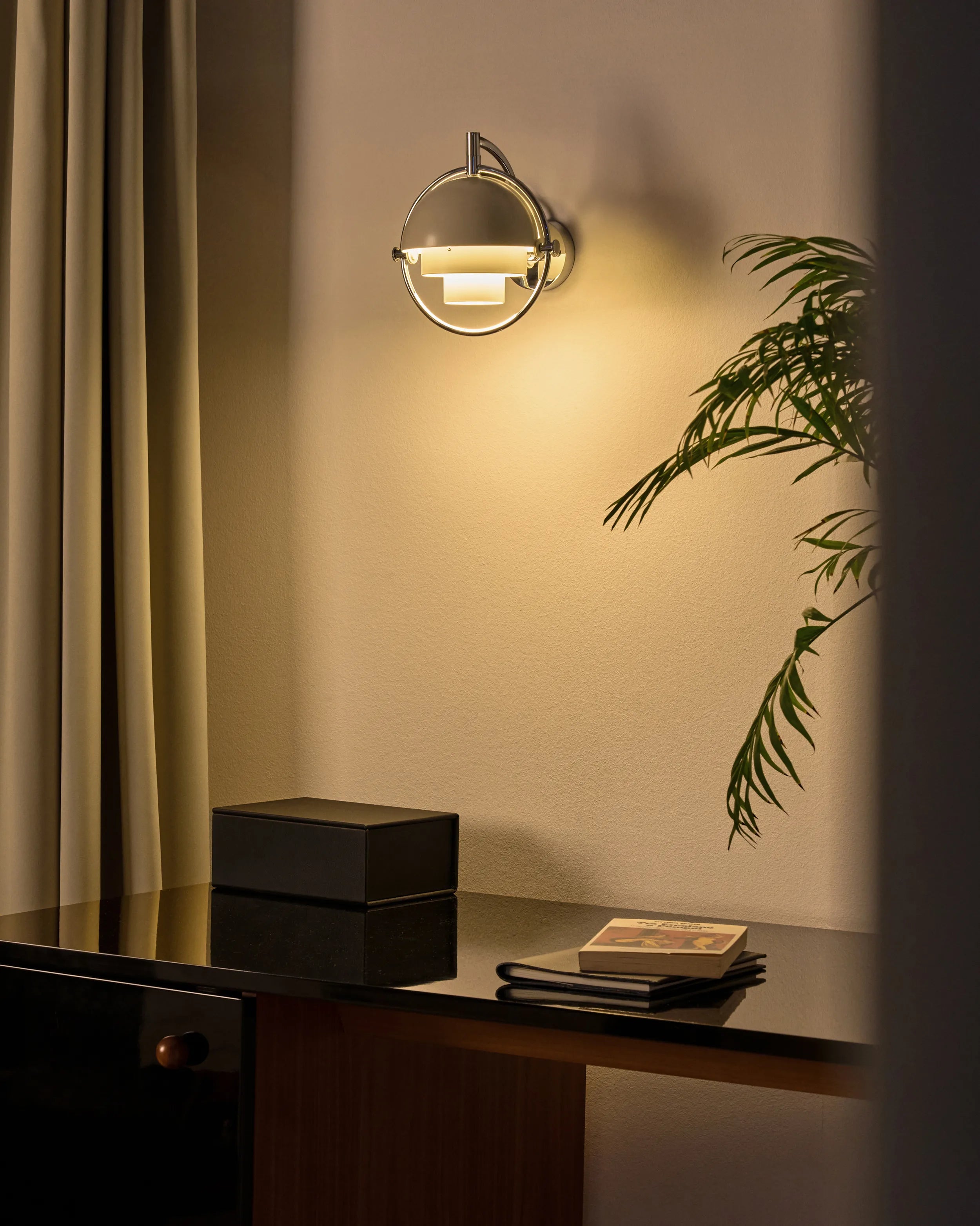 MULTI-LITE wall lamp in white with a chrome base