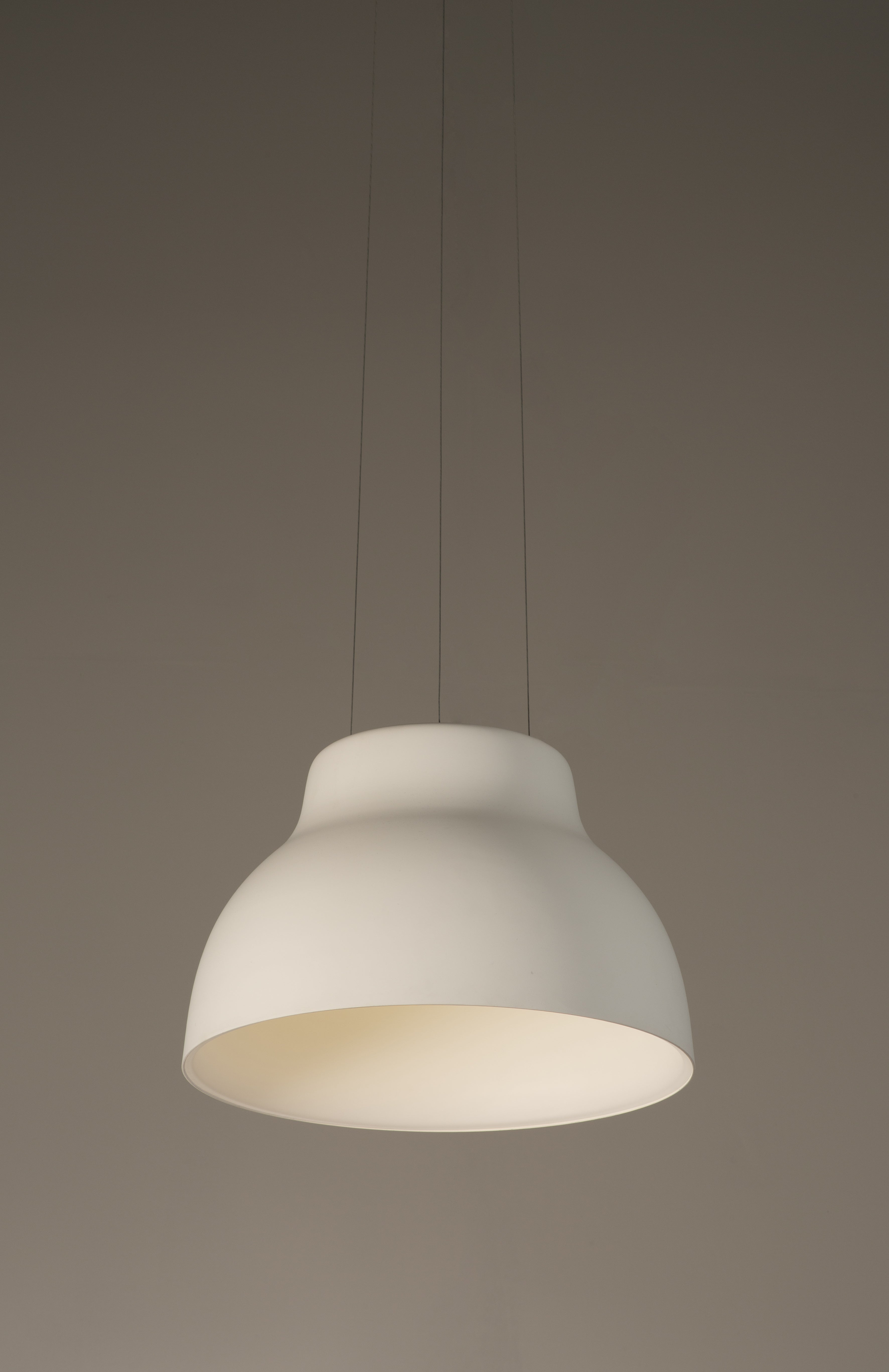 CICALA Pendant Lamp, embossed white