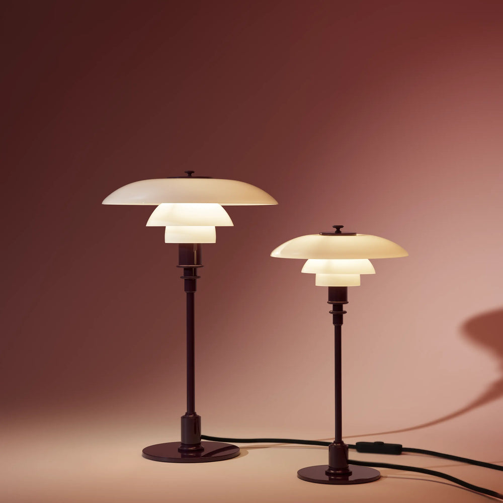 PH 2/1 table lamp in white with a burgundy base