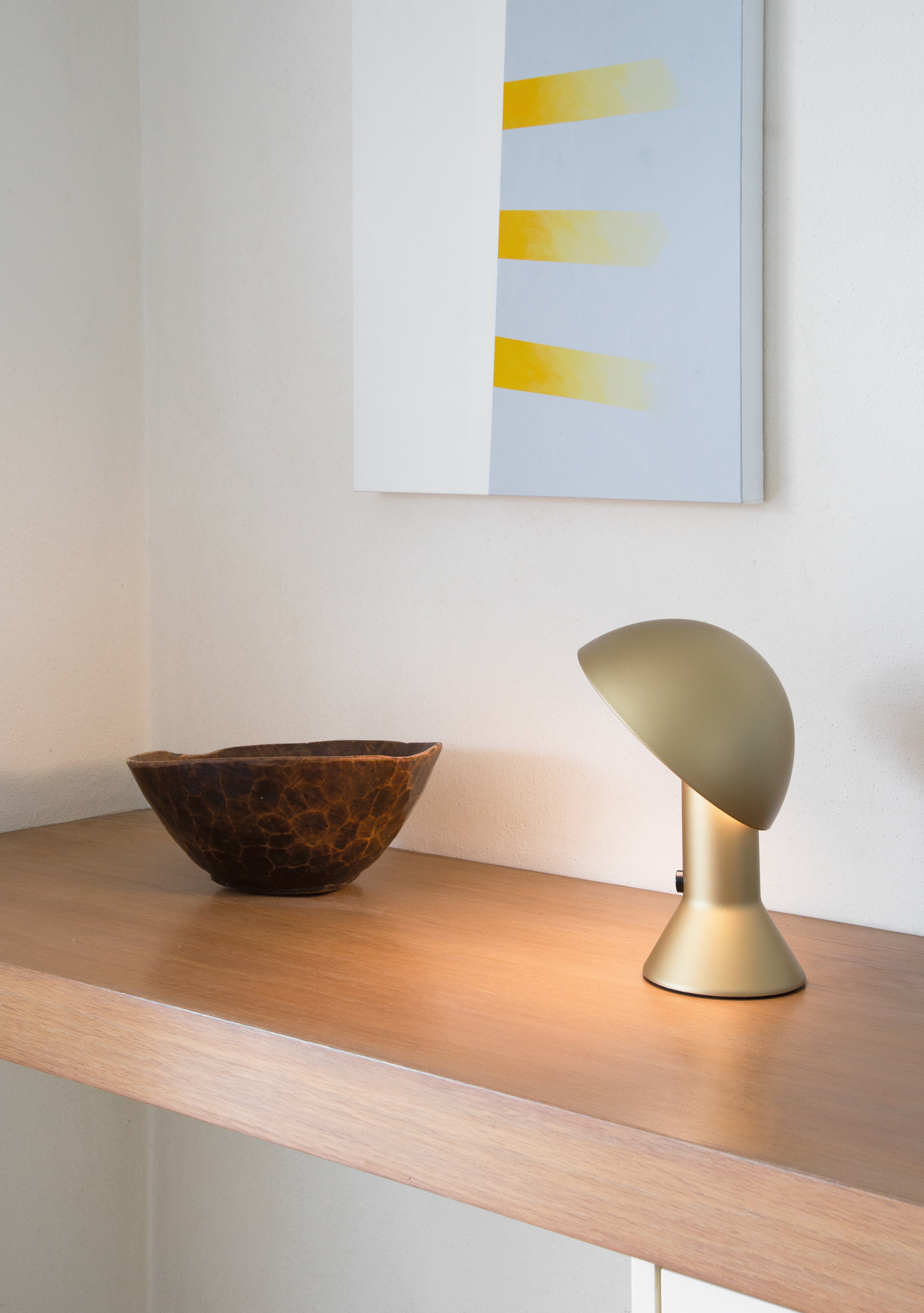 ELMETTO Table Lamp in Glossy White