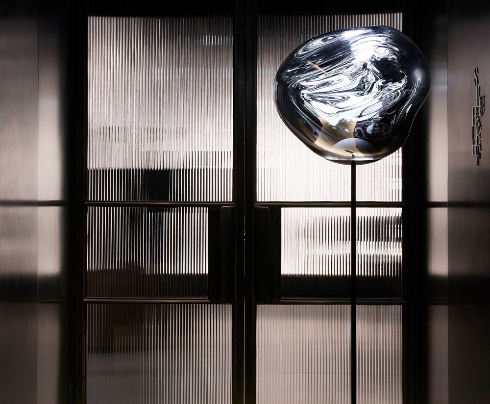 Melt Slim silver floor lamp
