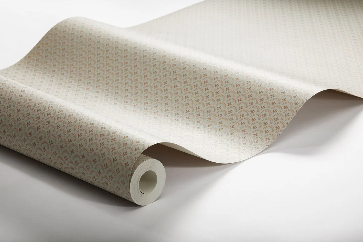 Geometric Wallpaper with Daisy Flower Motif in Brown