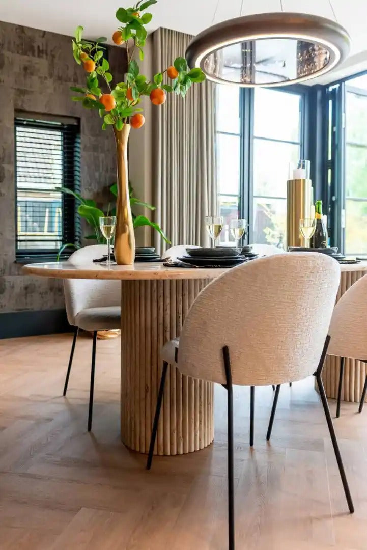 LA CANTERA brown table with travertine
