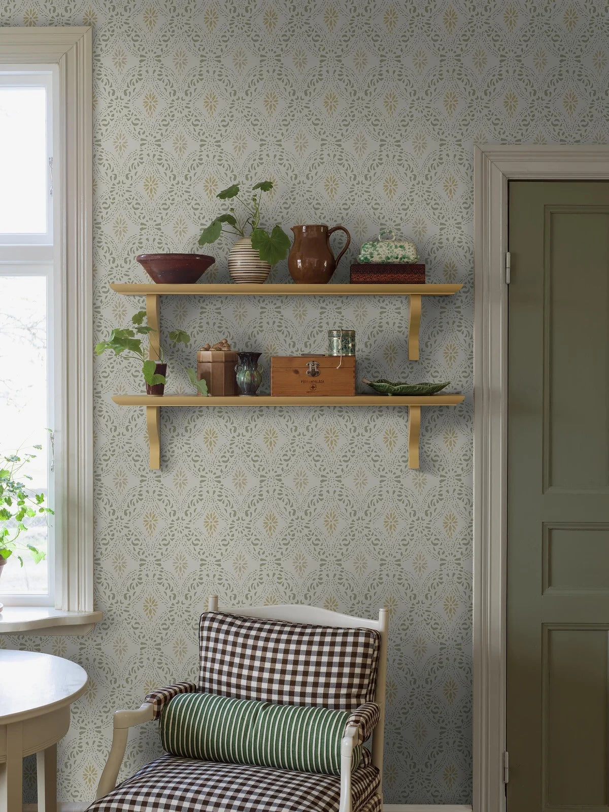 Non-woven paper wallpaper with geometric pattern KVARNHOLMEN white with green