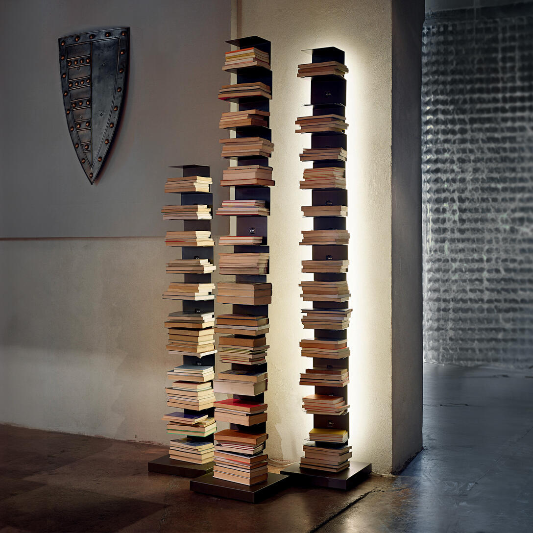 Illuminated shelf PTOLOMEO LUCE black