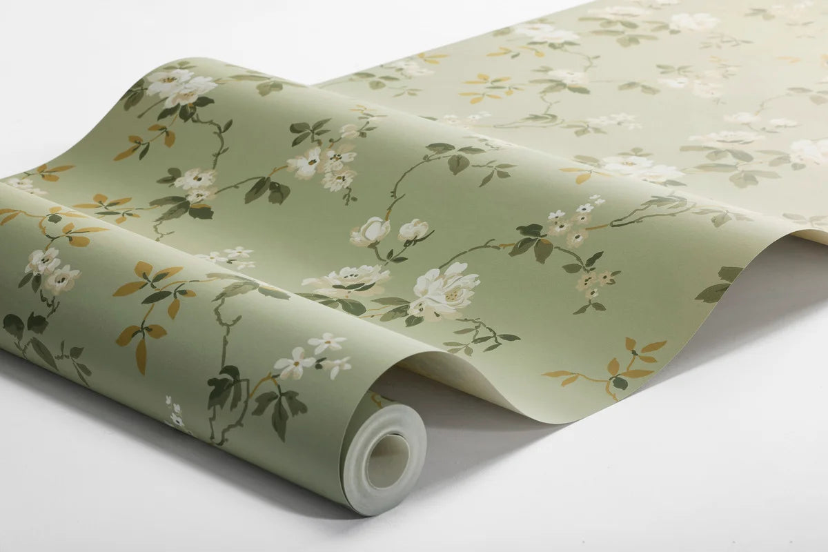 Non-woven paper wallpaper with a botanical pattern VÄRMDÖ green with white