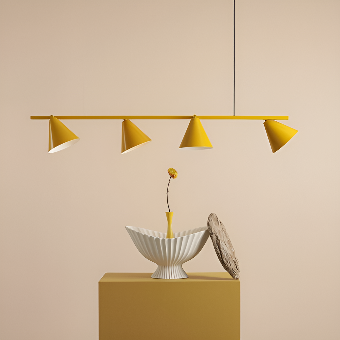 FORM QUATRO senffarbene Pendelleuchte