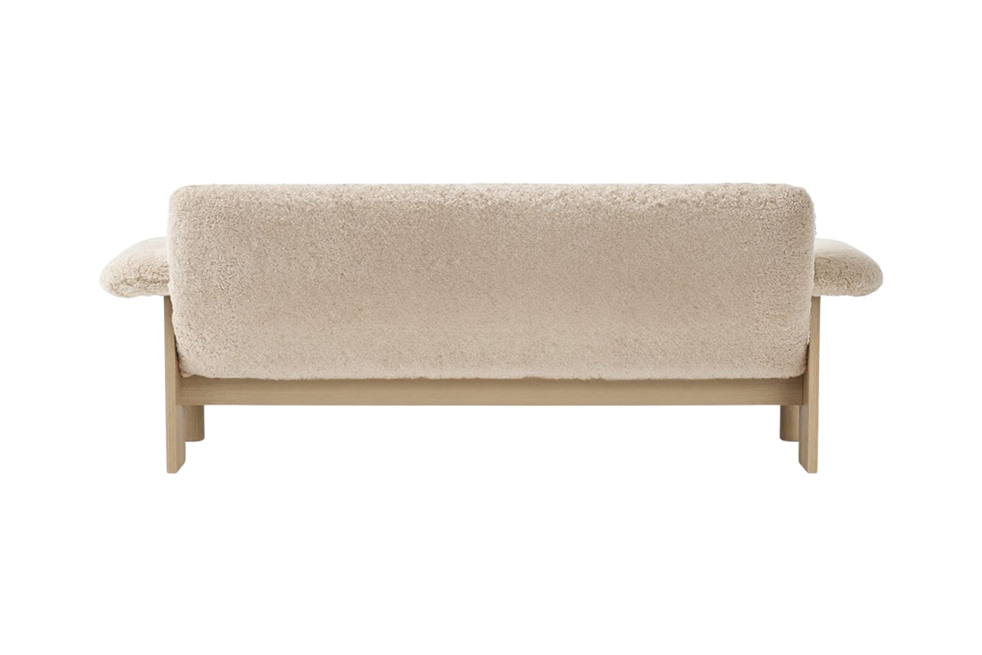 Sofa BRASILIA skóra owcza z dębową podstawą