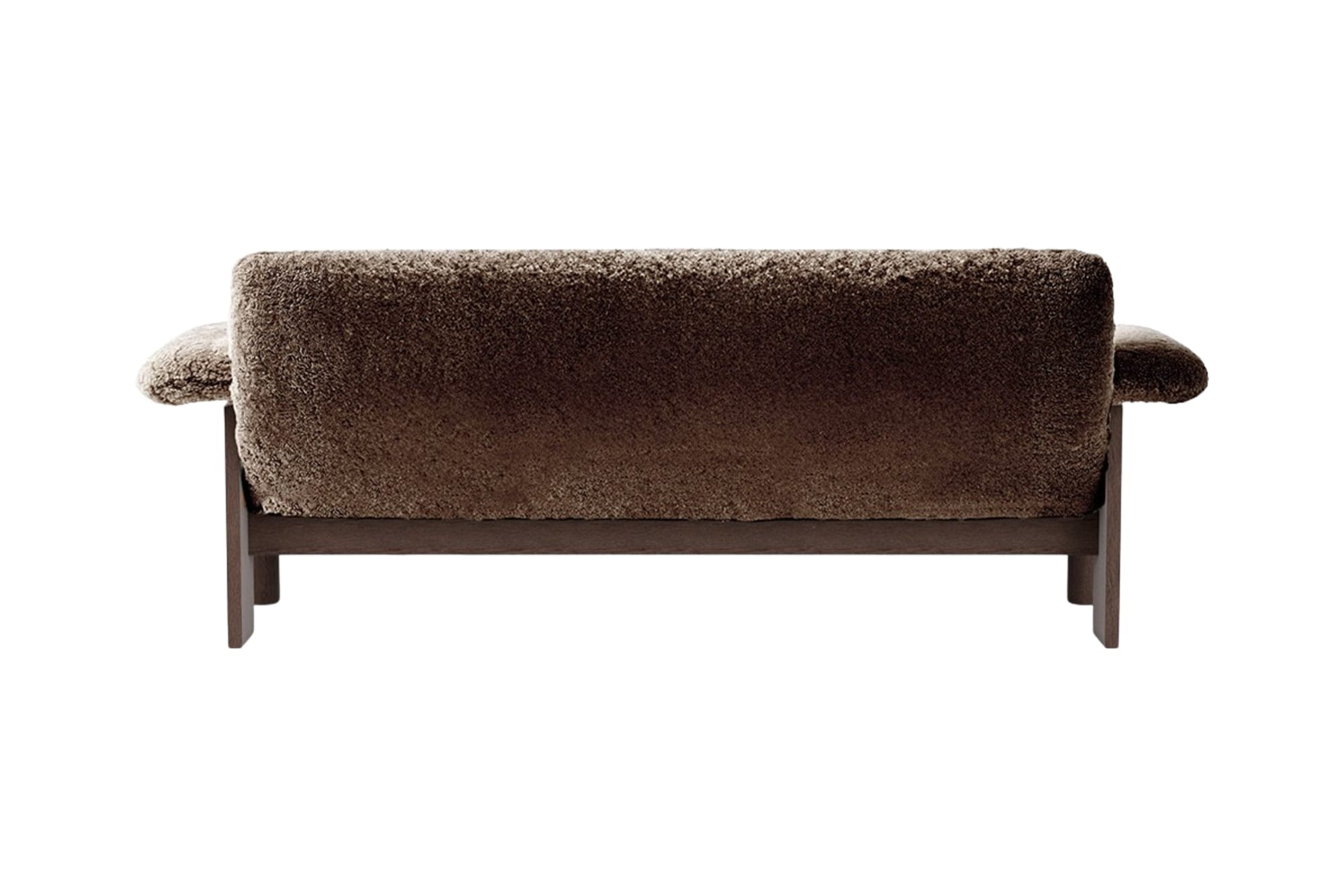 Sofa BRASILIA brązowa skóra owcza z ciemną dębową podstawą