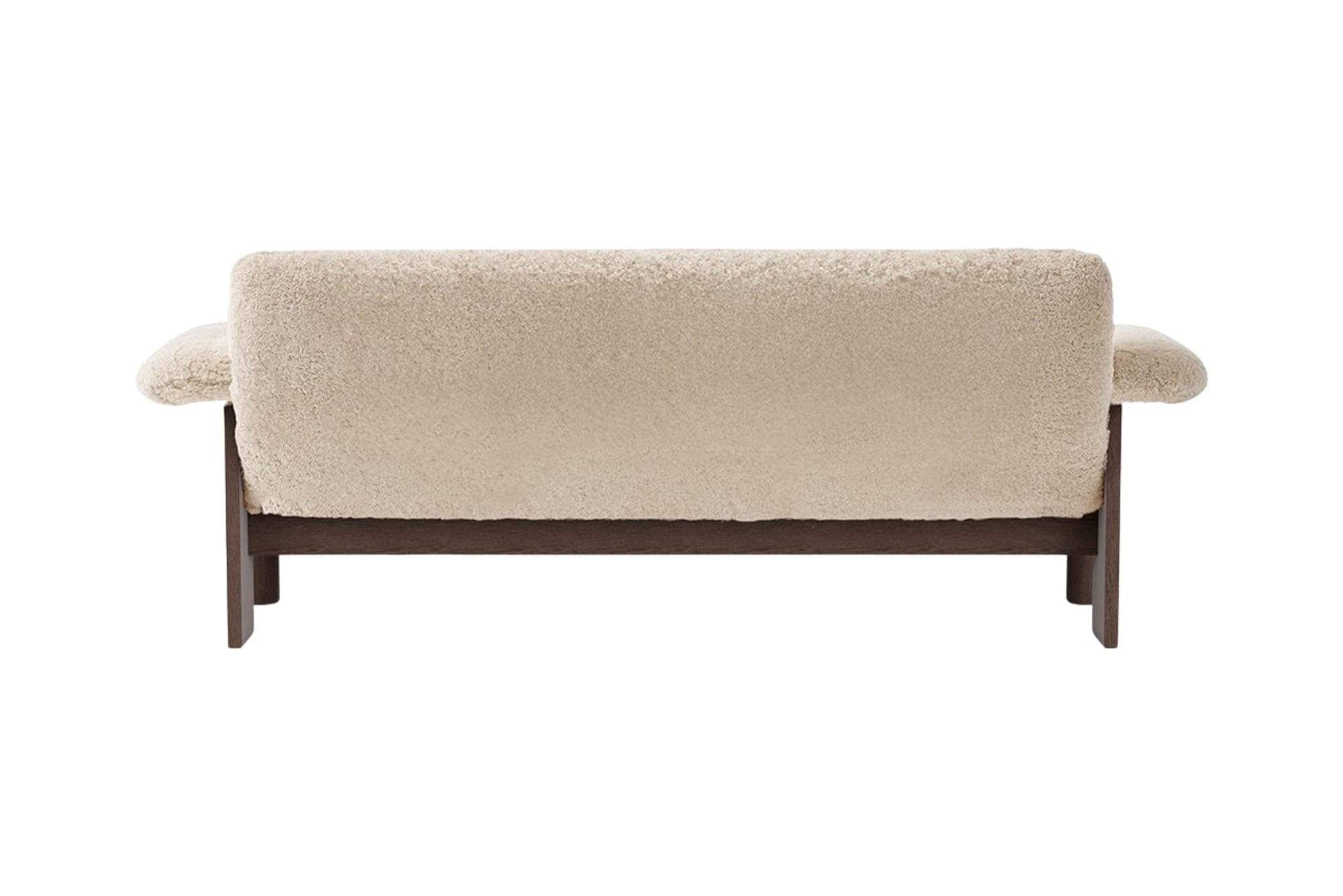 Sofa BRASILIA skóra owcza z ciemną dębową podstawą
