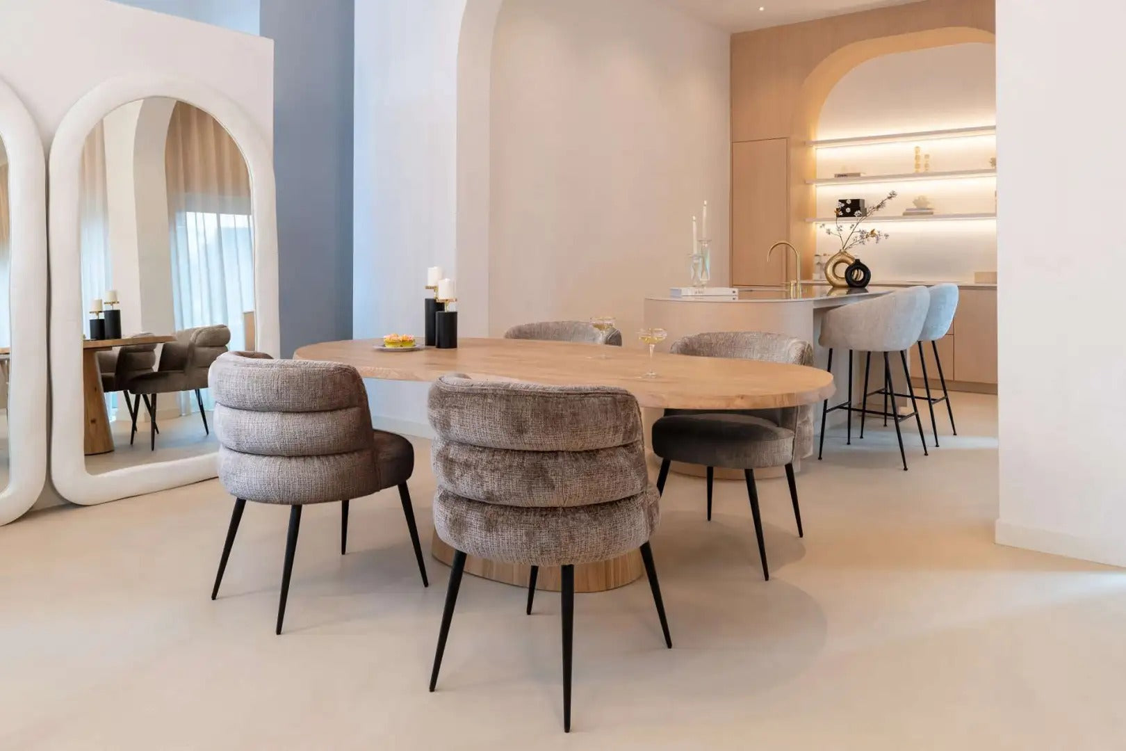 FICTUS Beige Oval Table