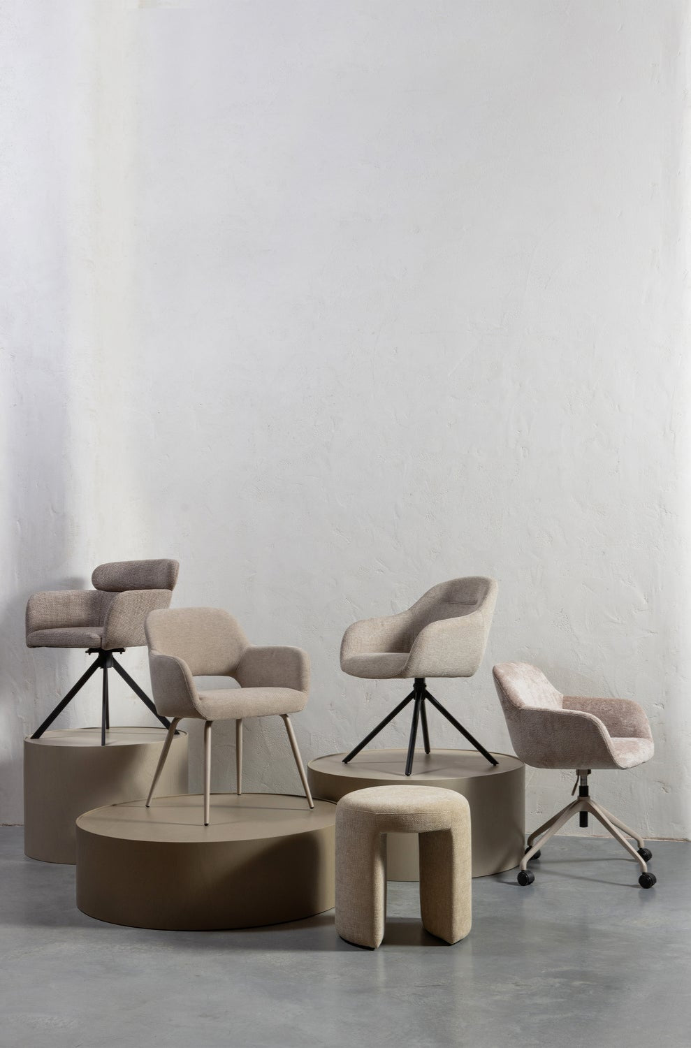Fenne Beige Schwenkstuhl