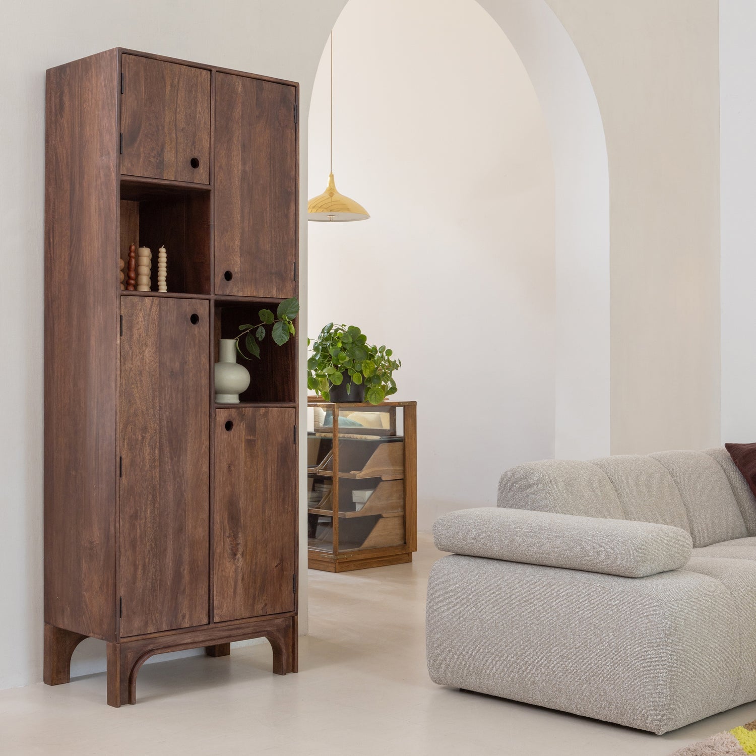 Staes Mango wood cabinet