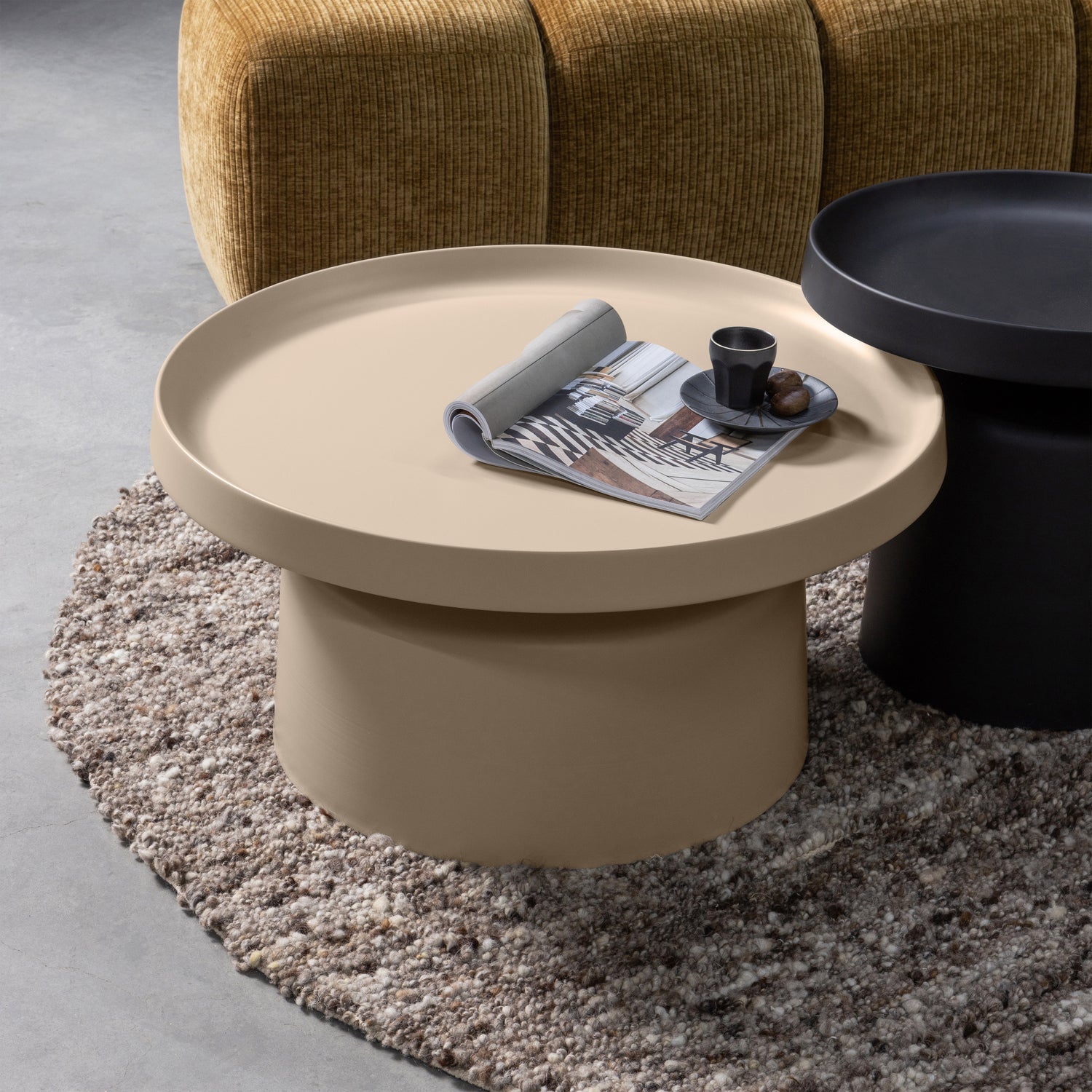EFIA Round Rug in Brown Melange