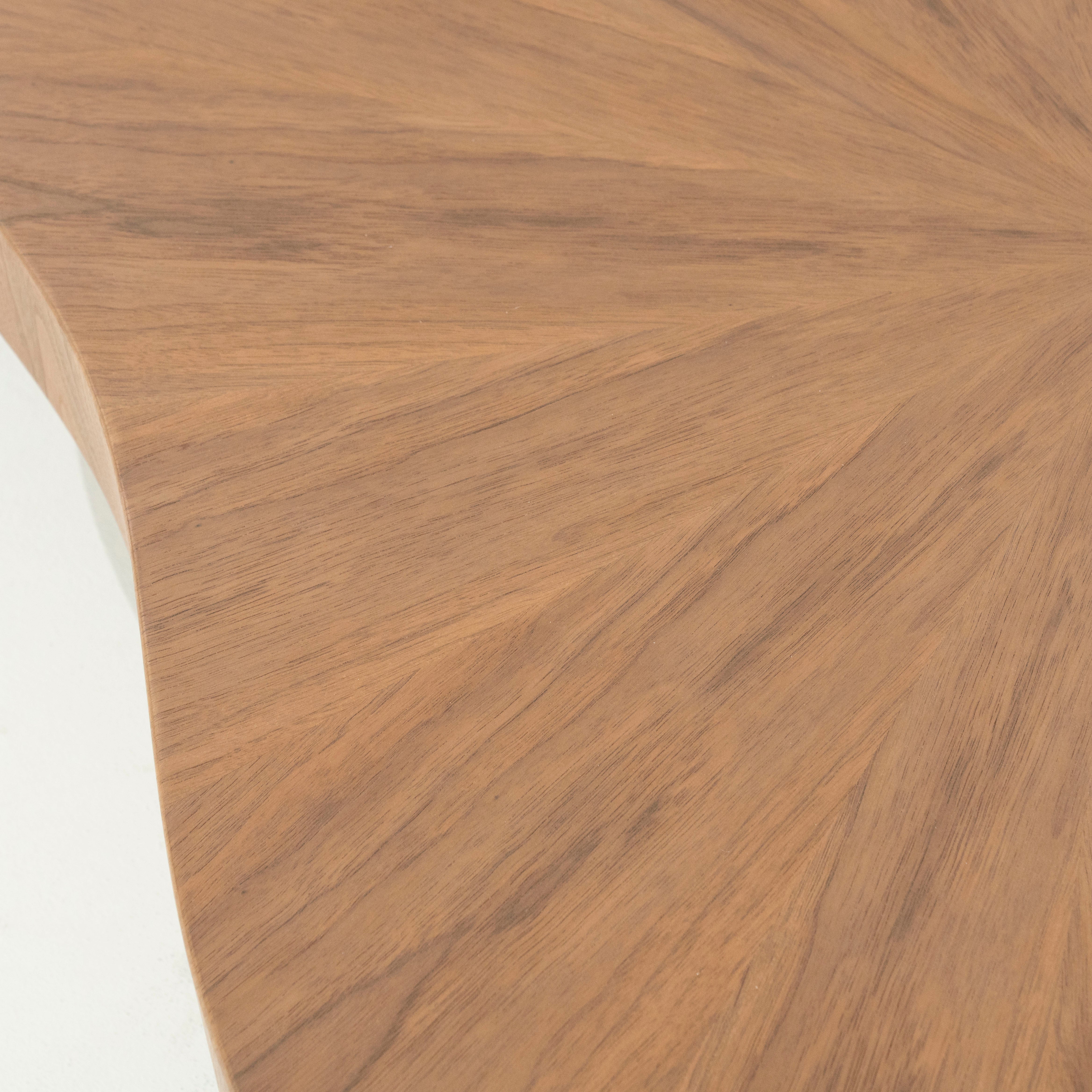 Couchtisch BOBBIE Nussfurnier