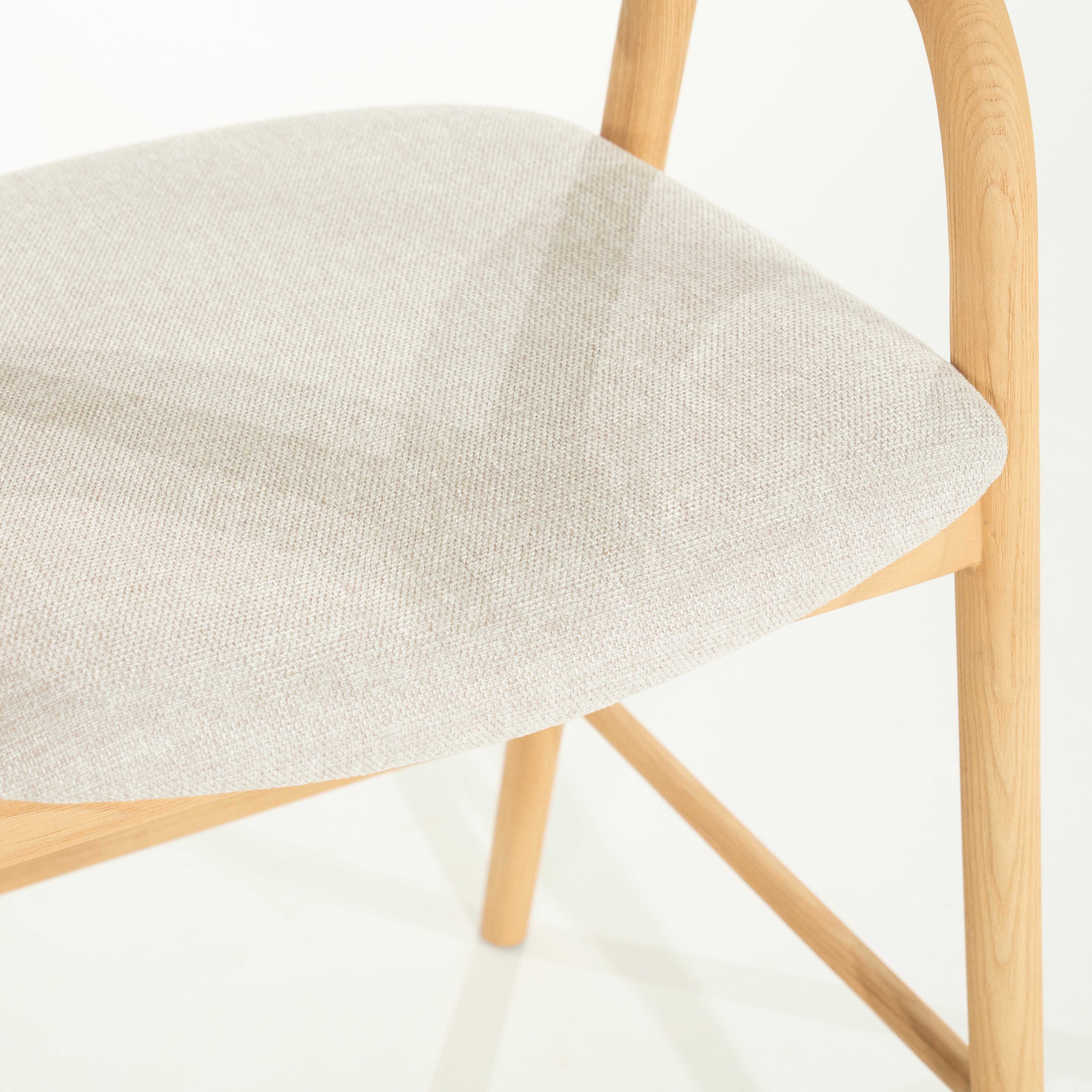 Hocker RAYVEN helles Eschenholz