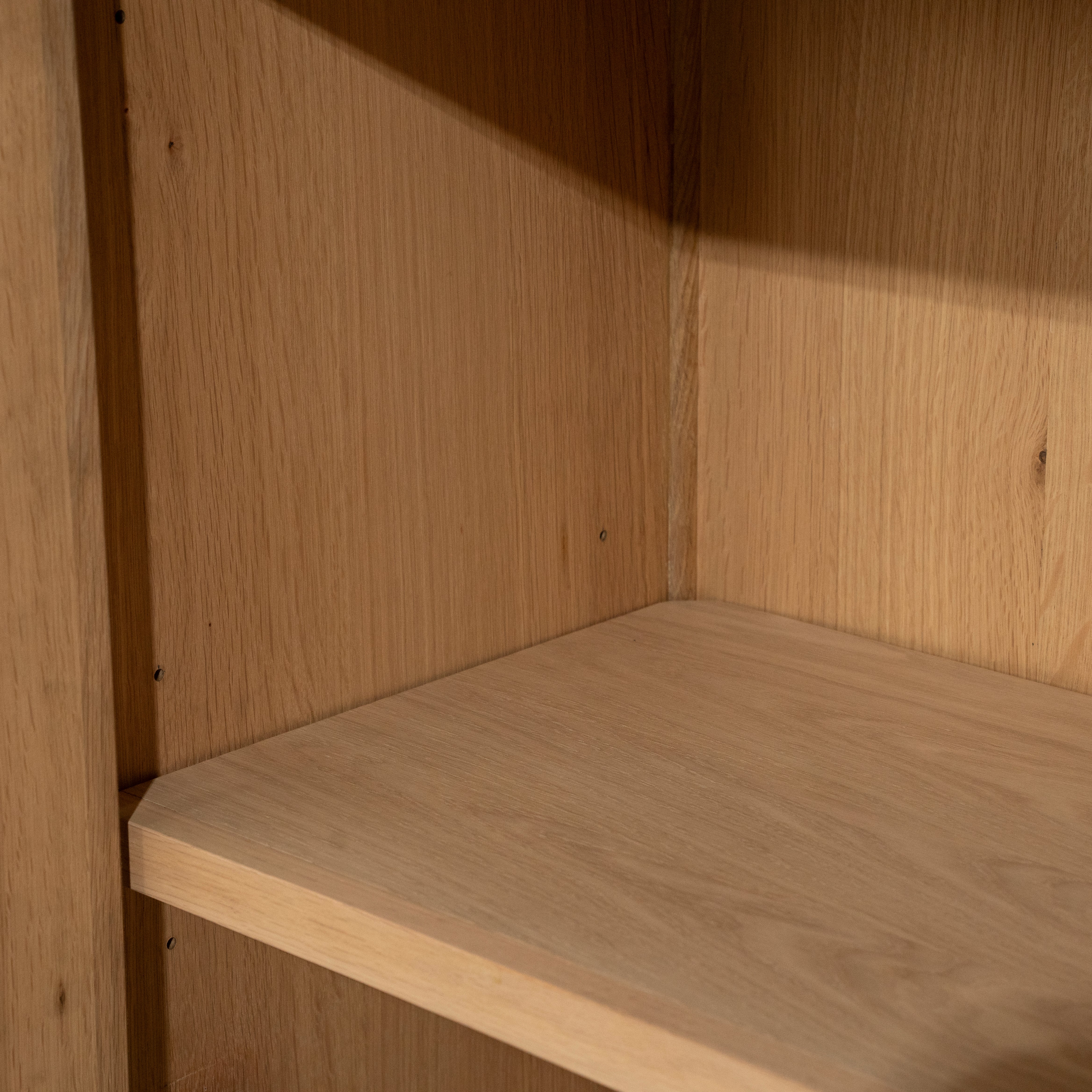 Schrank JAKE Eichenholz