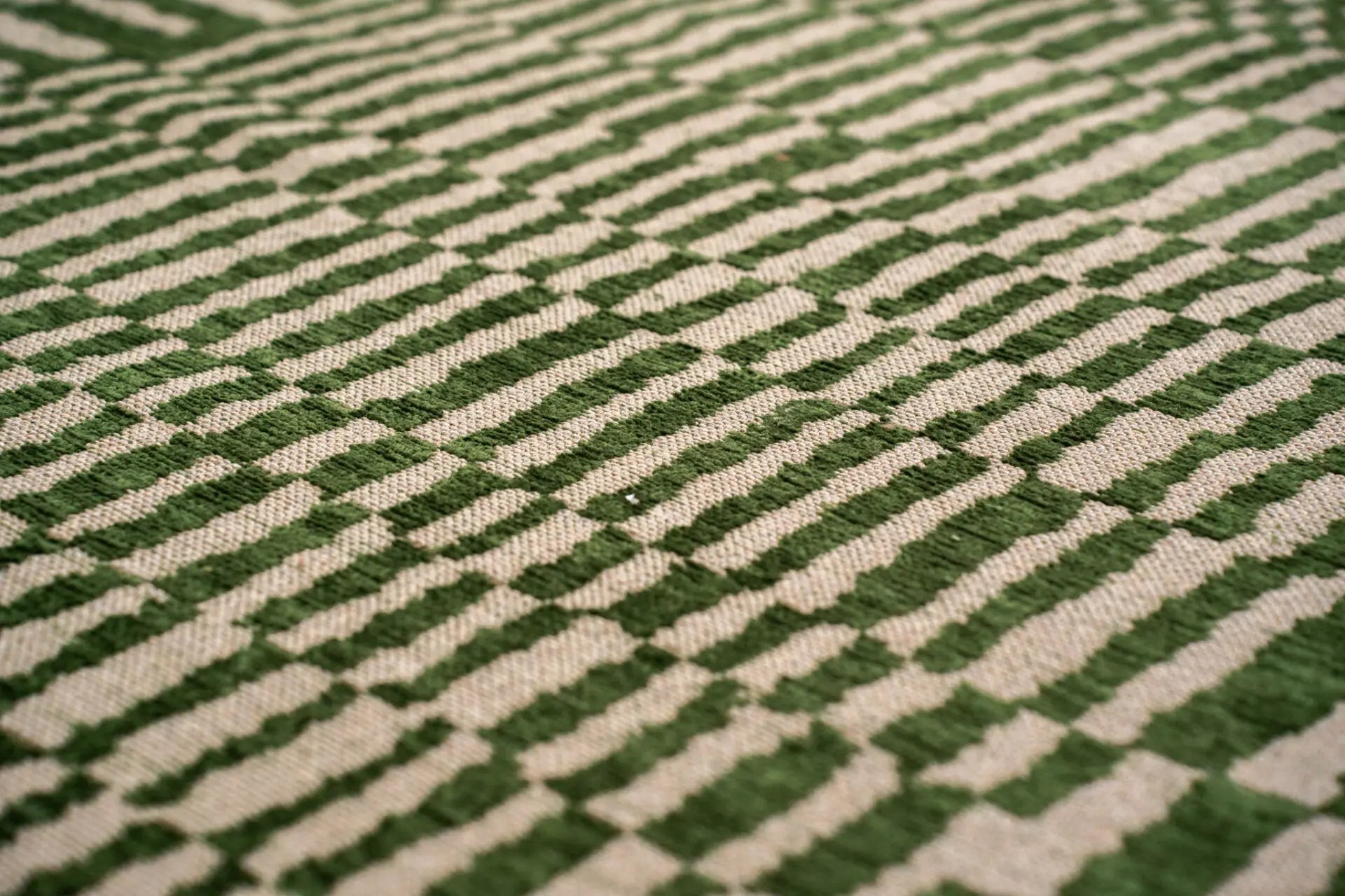 Oval Rug BERBER OASIS green with beige