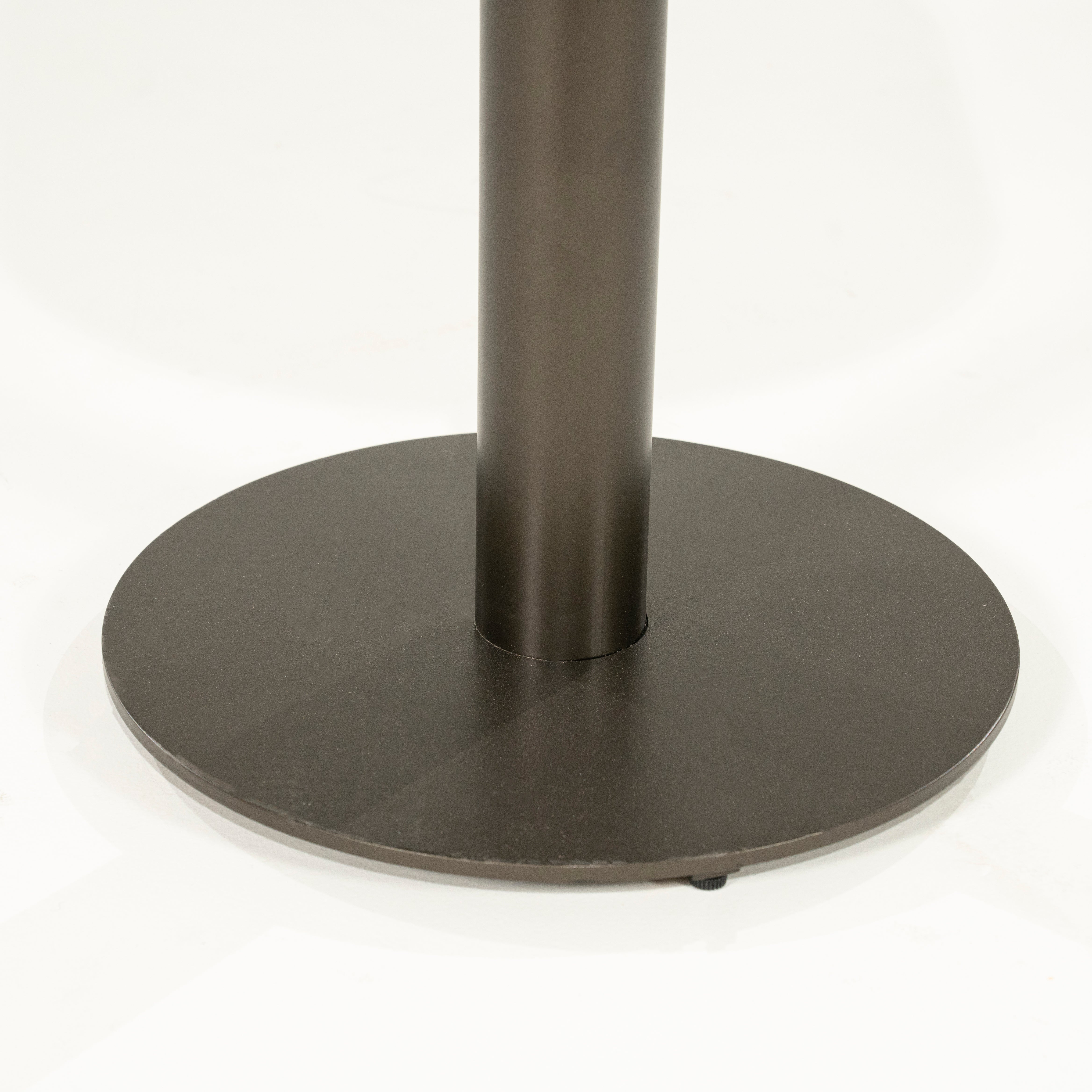 Nachttisch SKYE Eichenholz mit Metallbasis