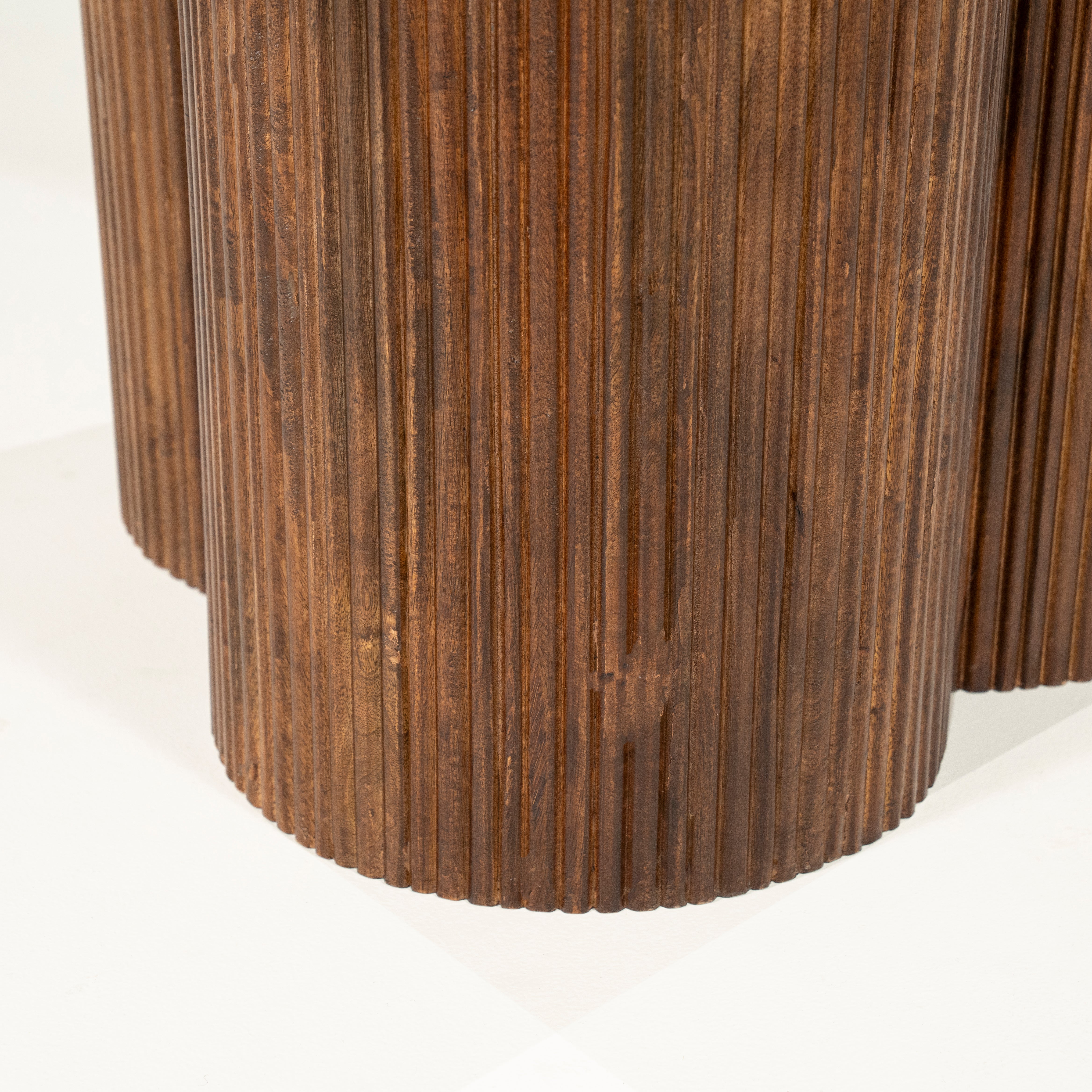 Runder Tisch XANNI aus Botticion-Marmor mit Mango-Holz