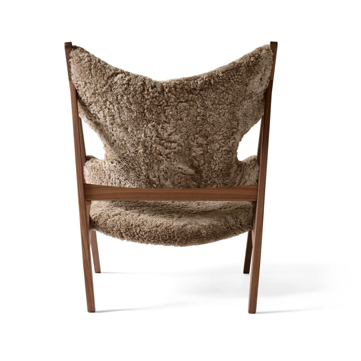 Sessel KNITTING braunes Schafsleder mit Nussbaumfuß