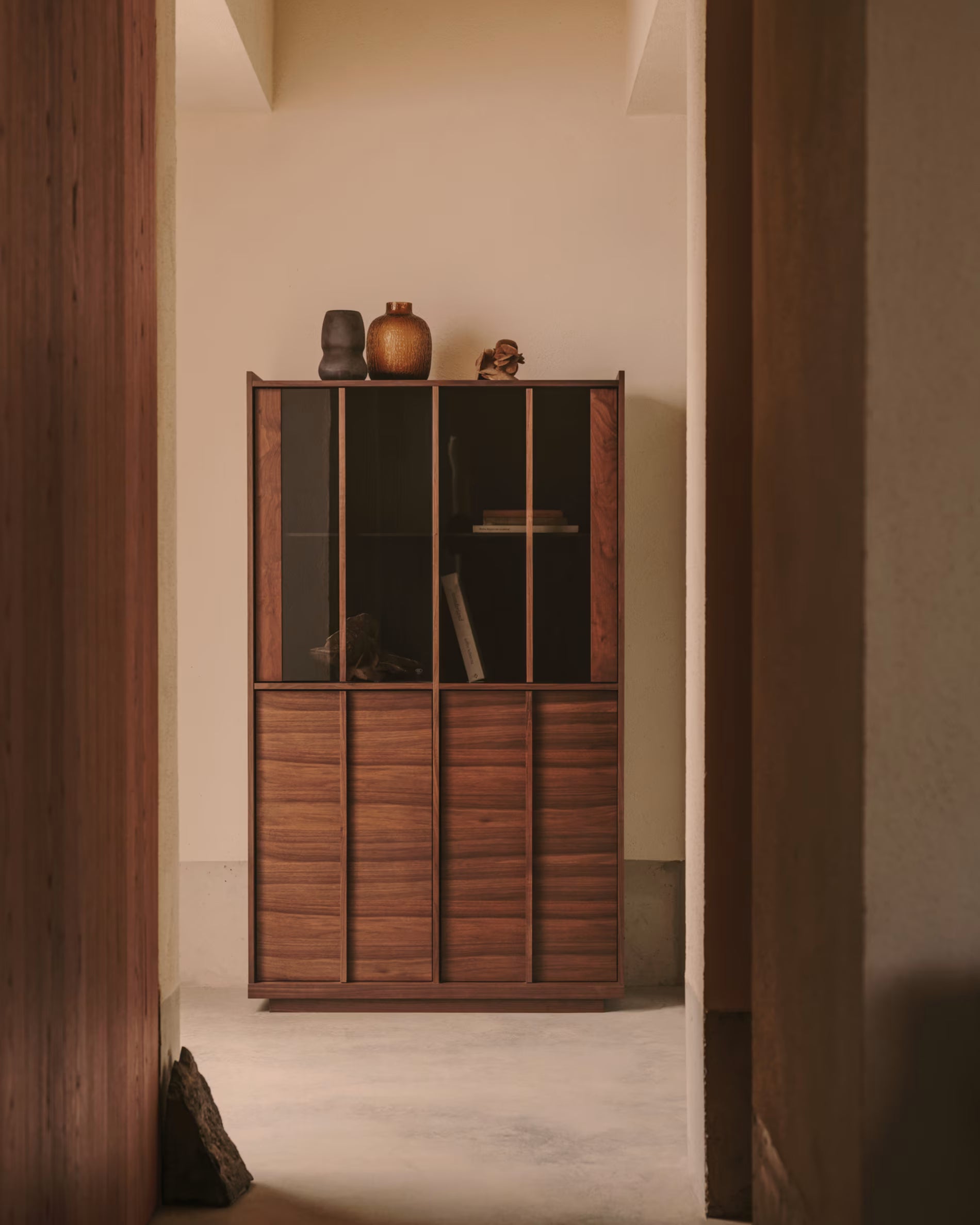 ONIX Display Cabinet in Oak Veneer