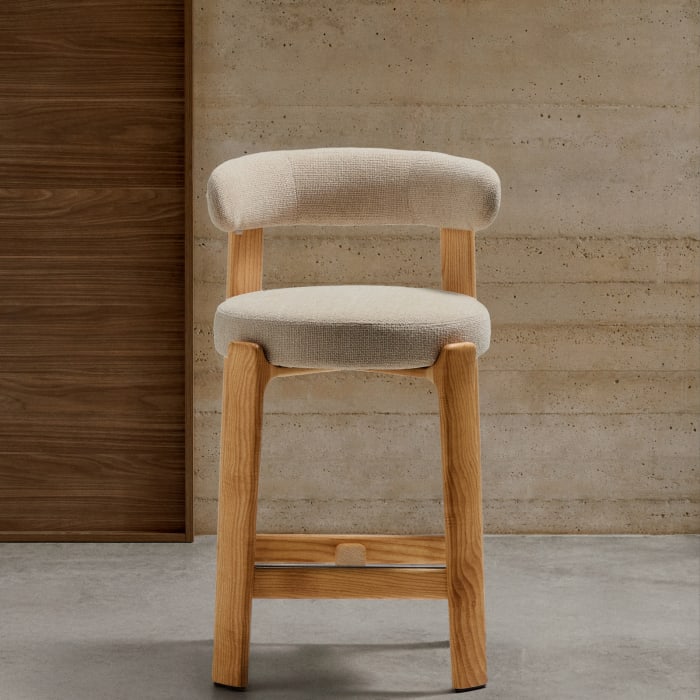 GRANITE beigefarbener Chenille-Hocker mit Eschengestell
