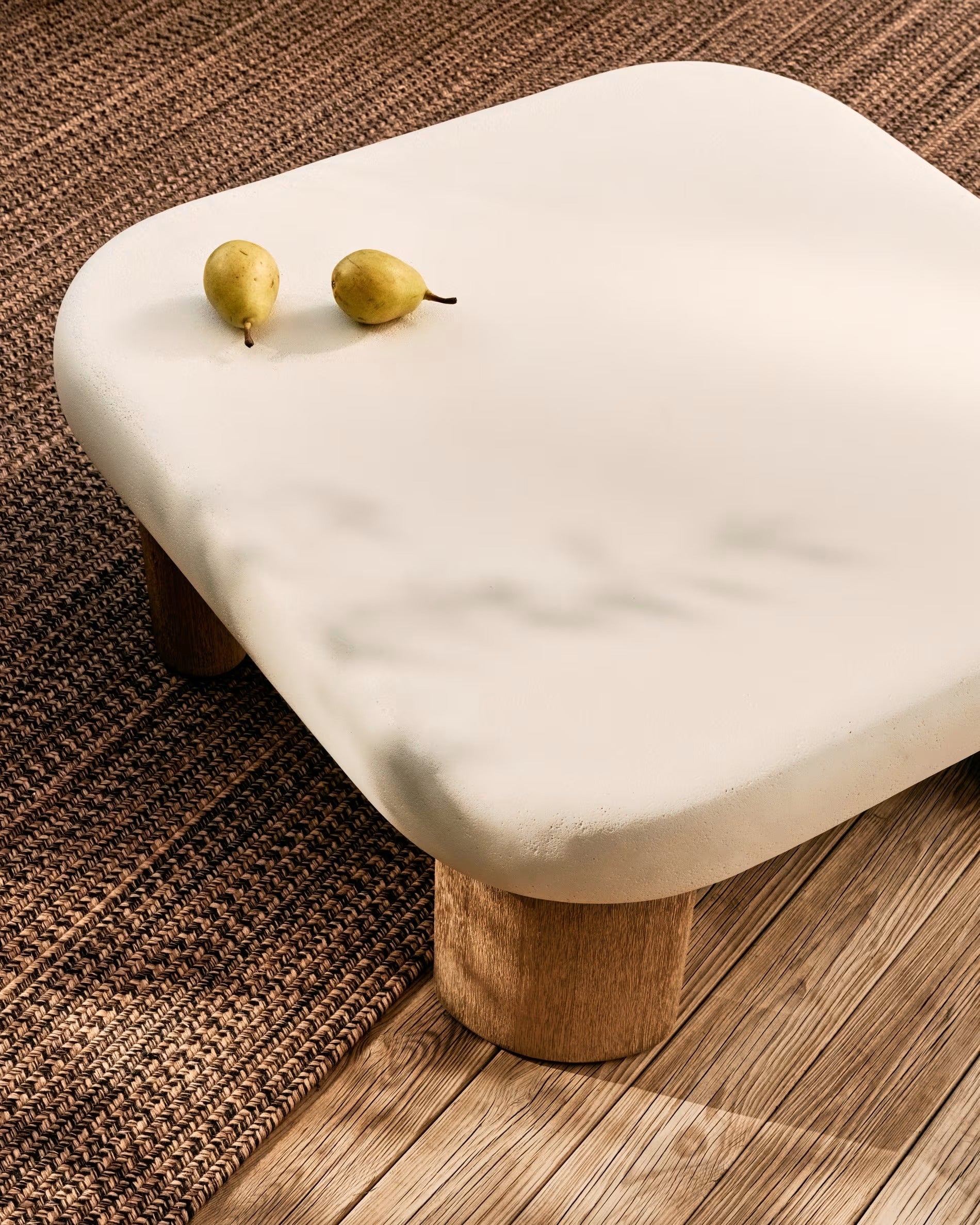 External coffee table Cement and acacia wood