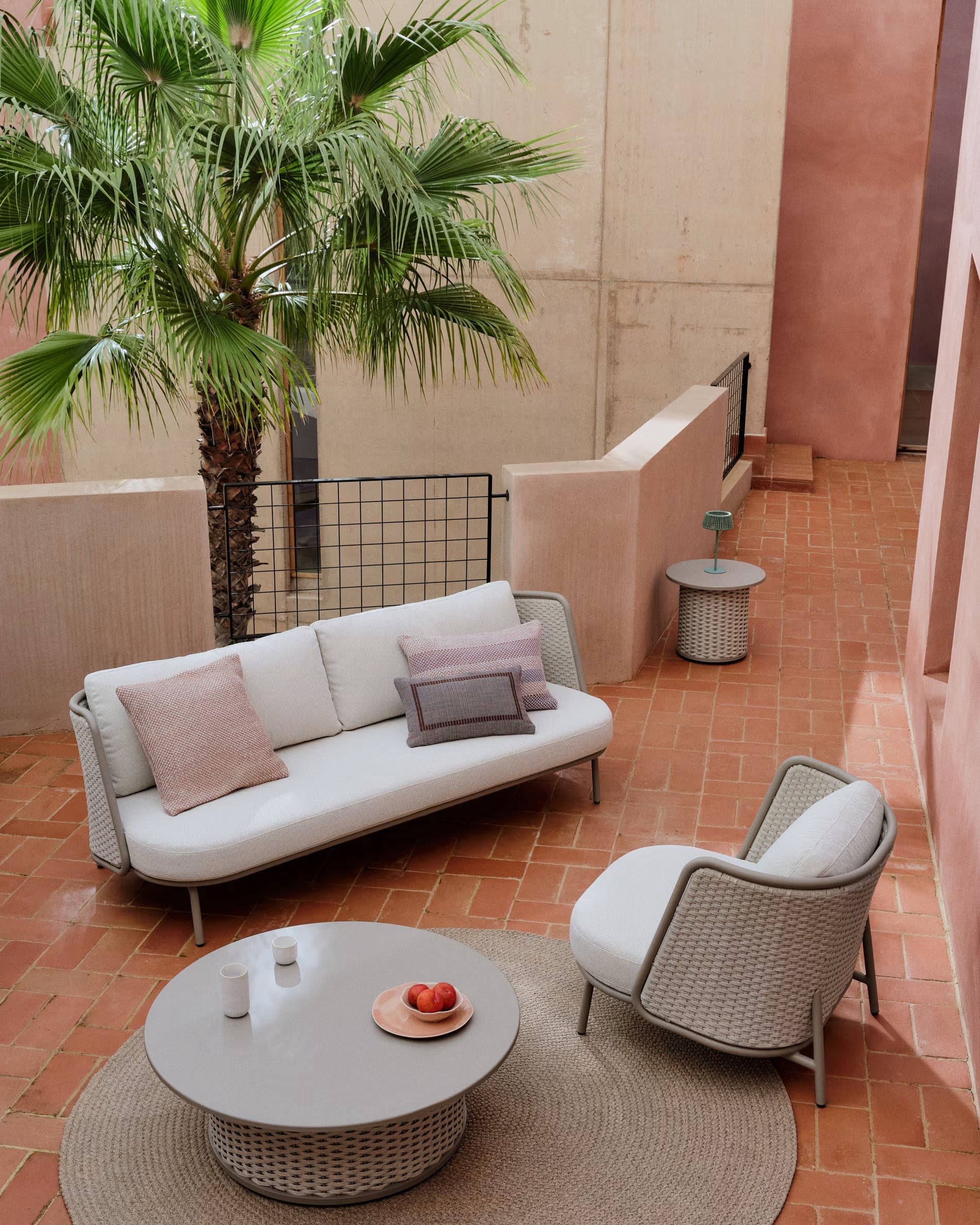 Gartensofa SEDALIS beige