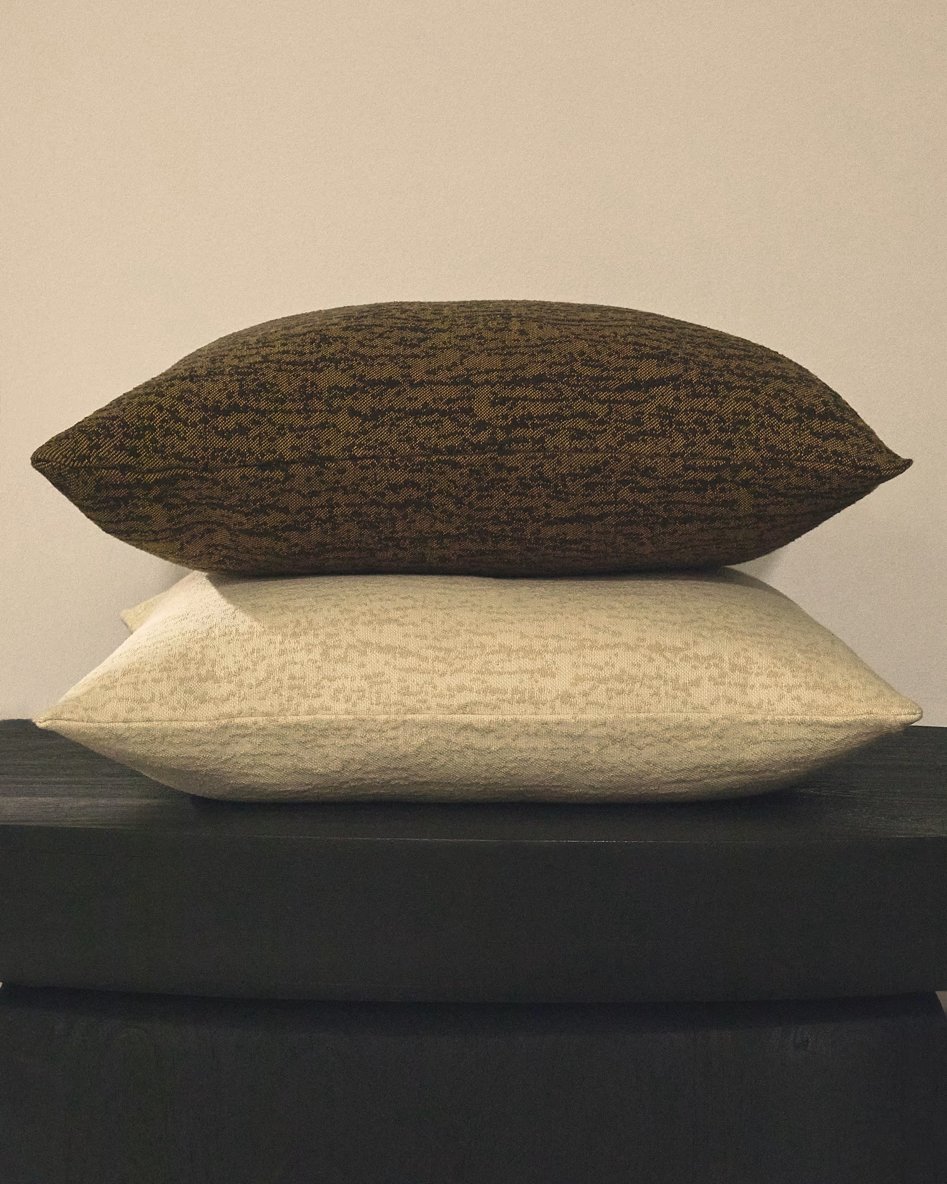 MELIEN green jacquard fabric cushion cover