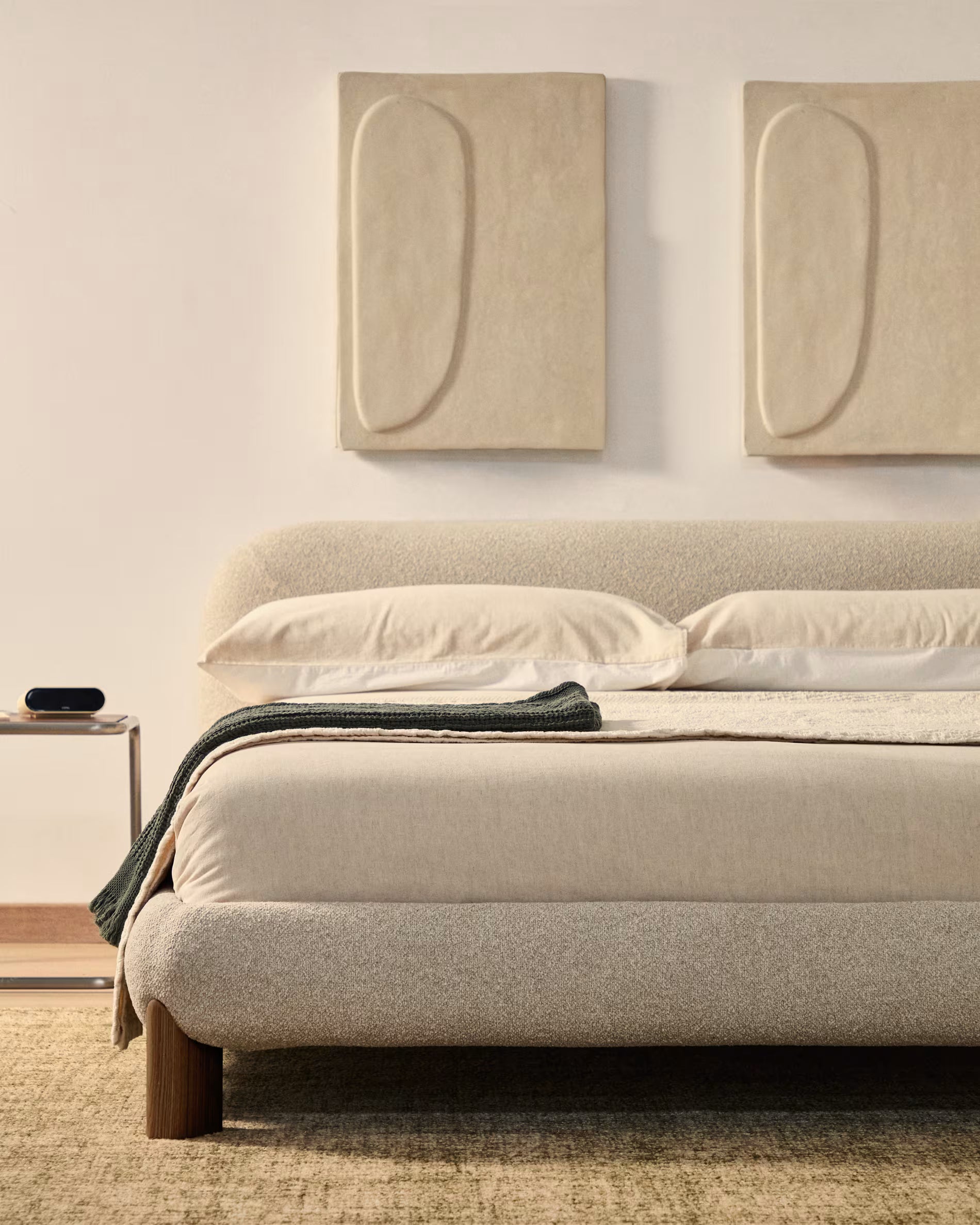ODINA bed ecru with dark brown ash base