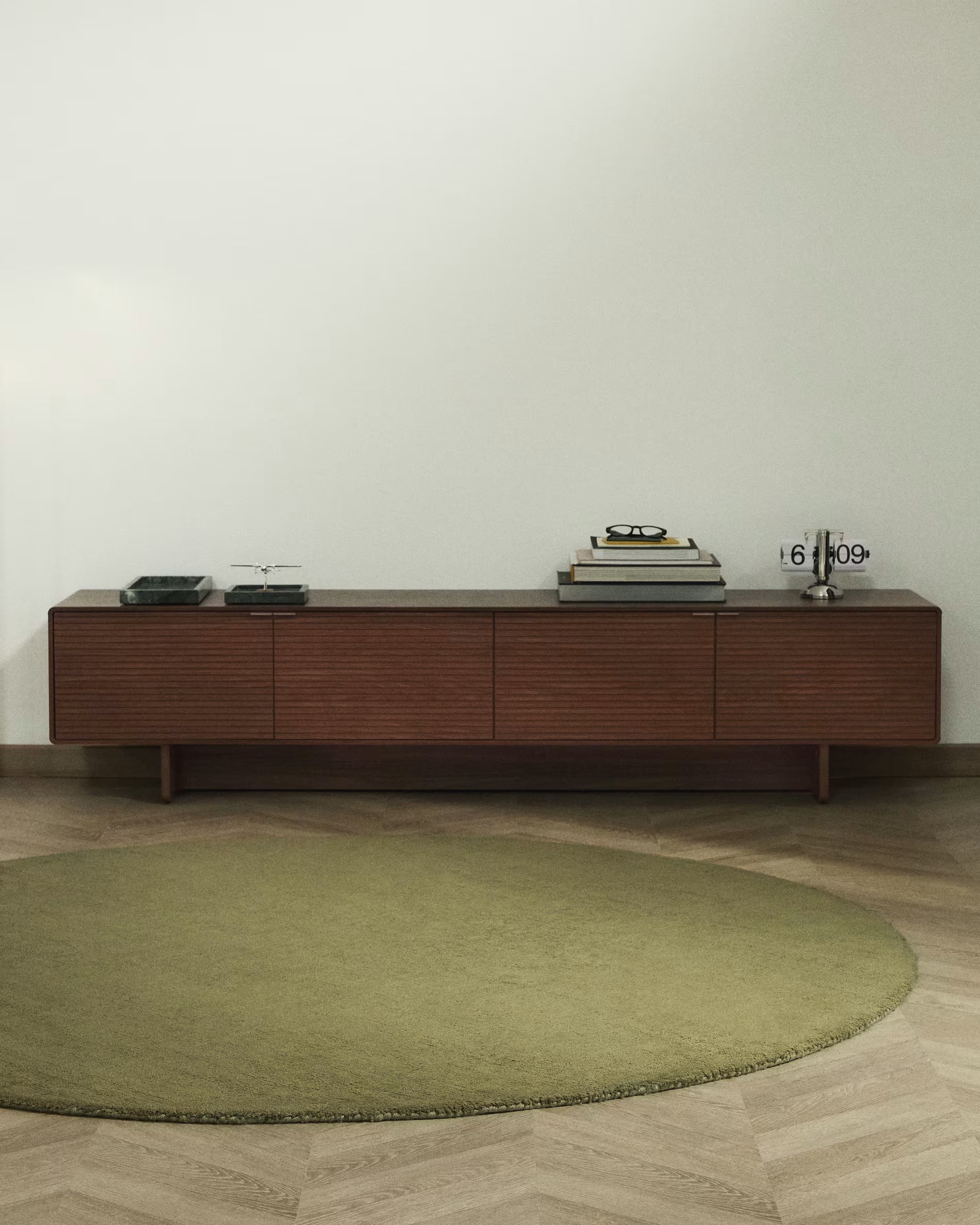 Round rug EMPURIES green