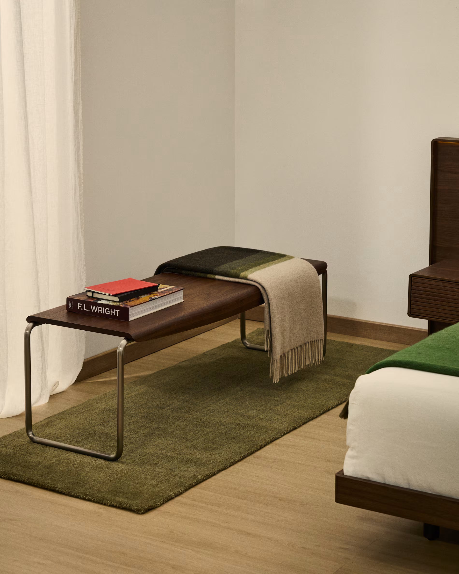 EMPURIES green runner