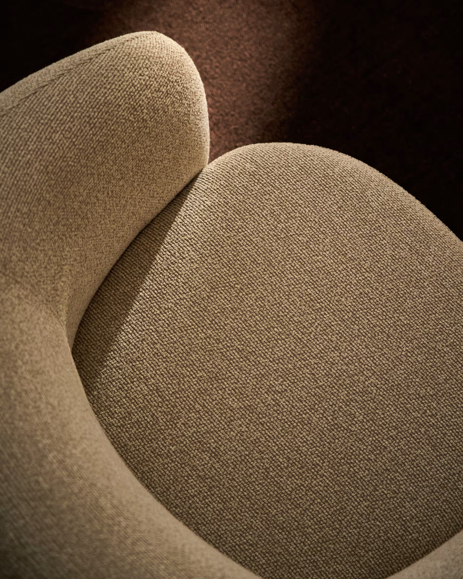 ODENIA Beige Boucle Swivel Armchair