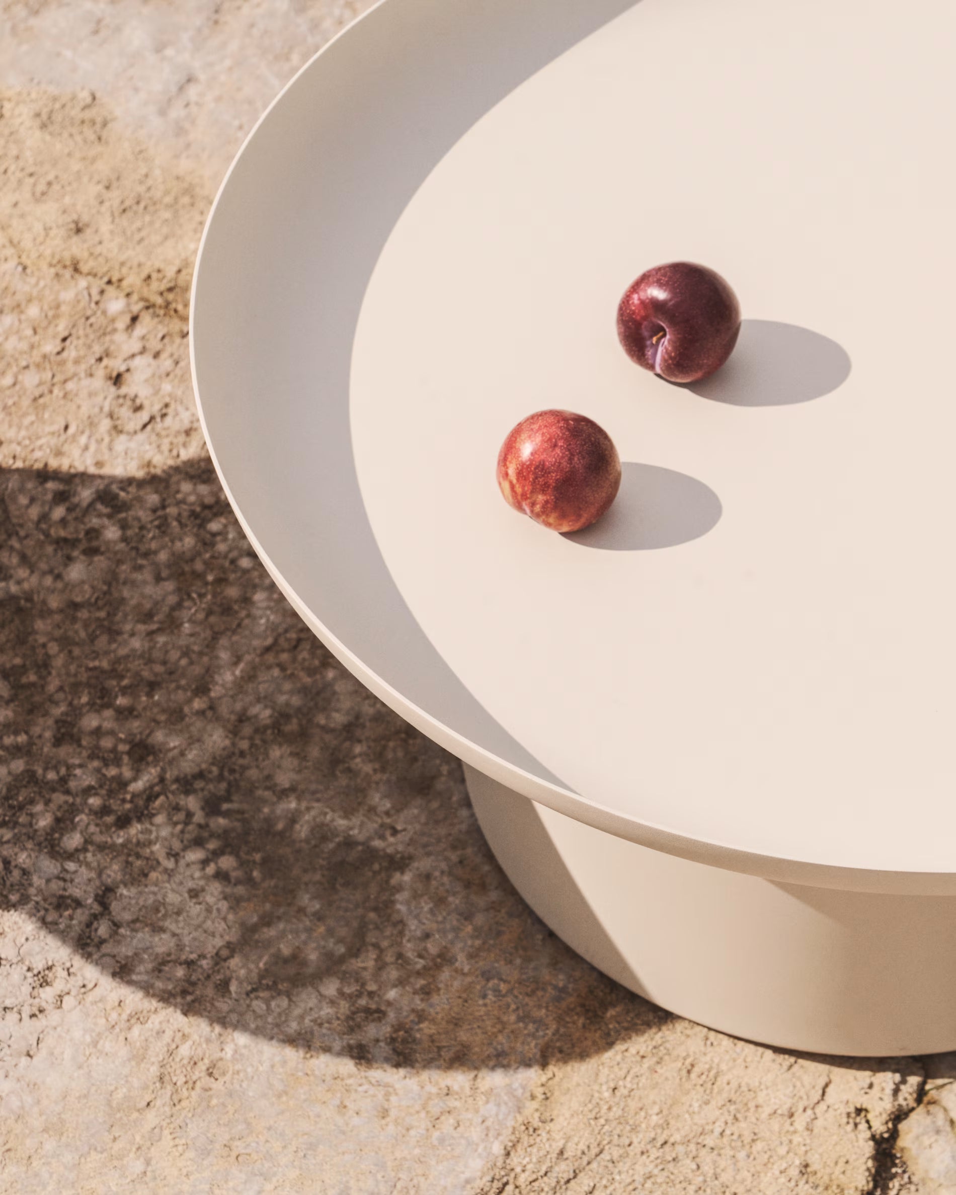 ARCOLA Ecru Outdoor Coffee Table