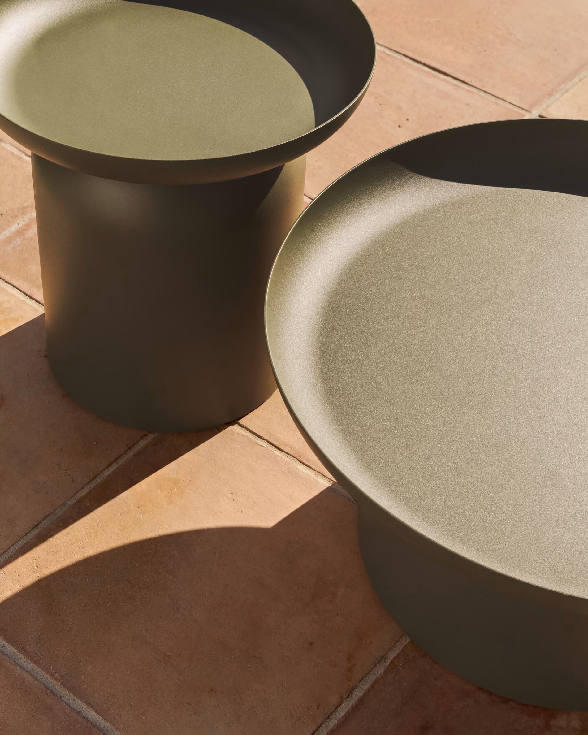 ARCOLA Green Garden Coffee Table