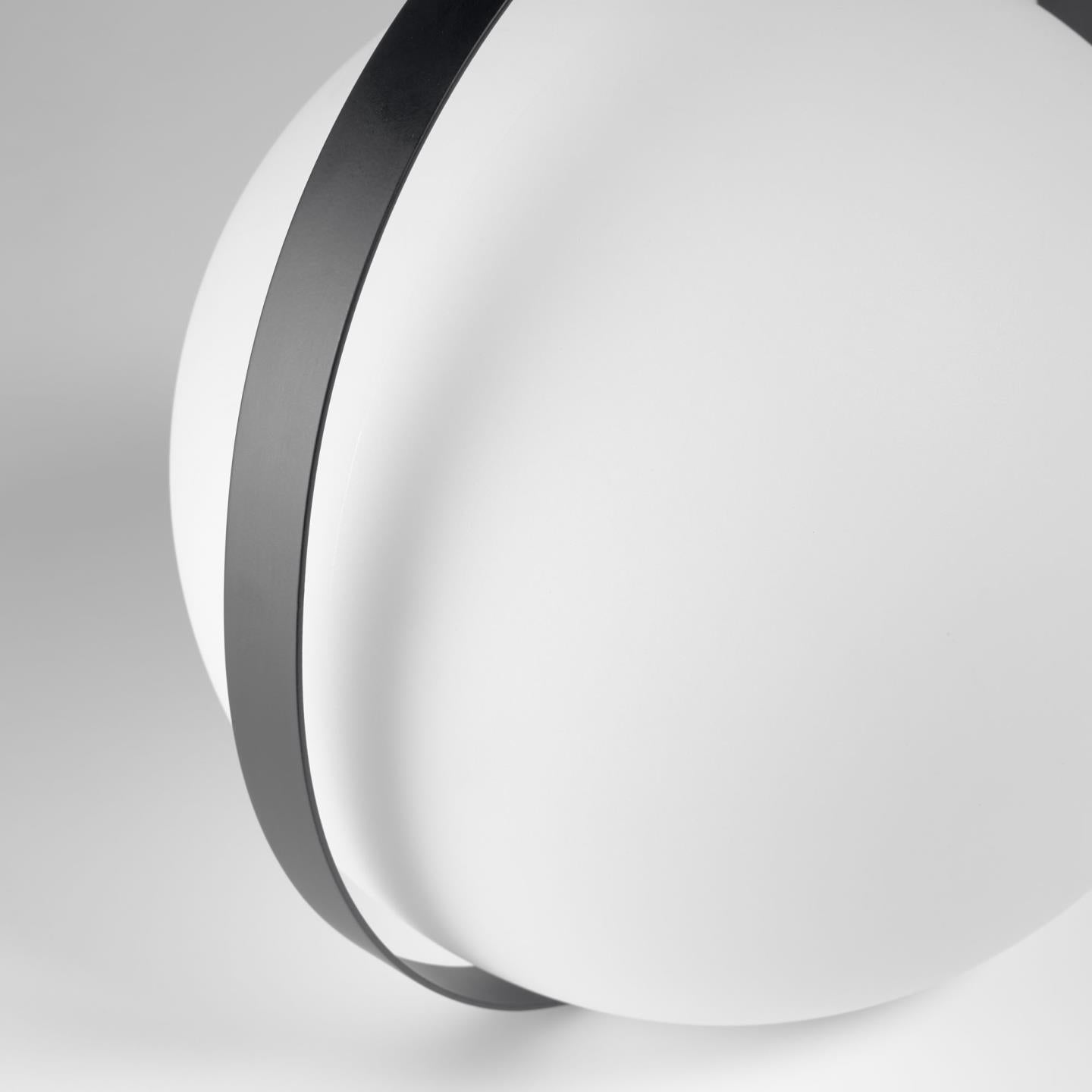 Lampa stołowa akumulatorowa DINESH czarny La Forma Eye on Design