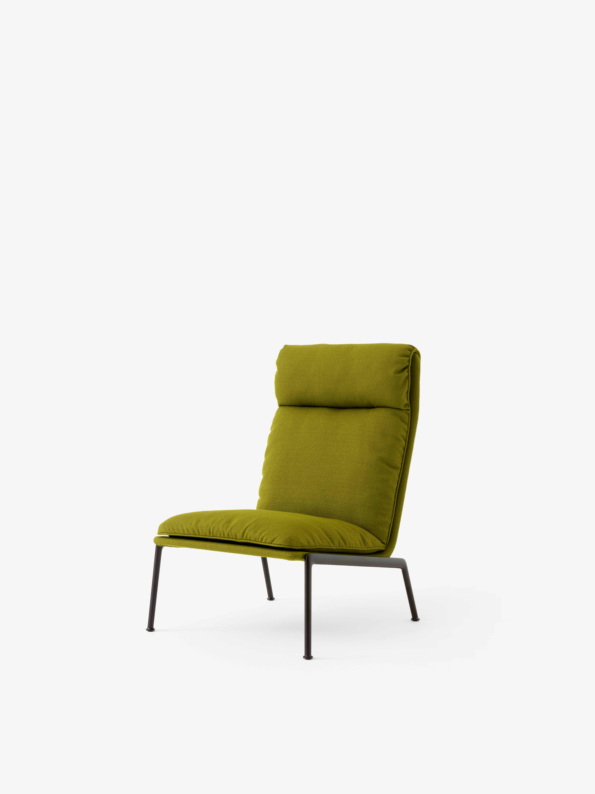 MUNO LN16 Armchair upholstered with a black base