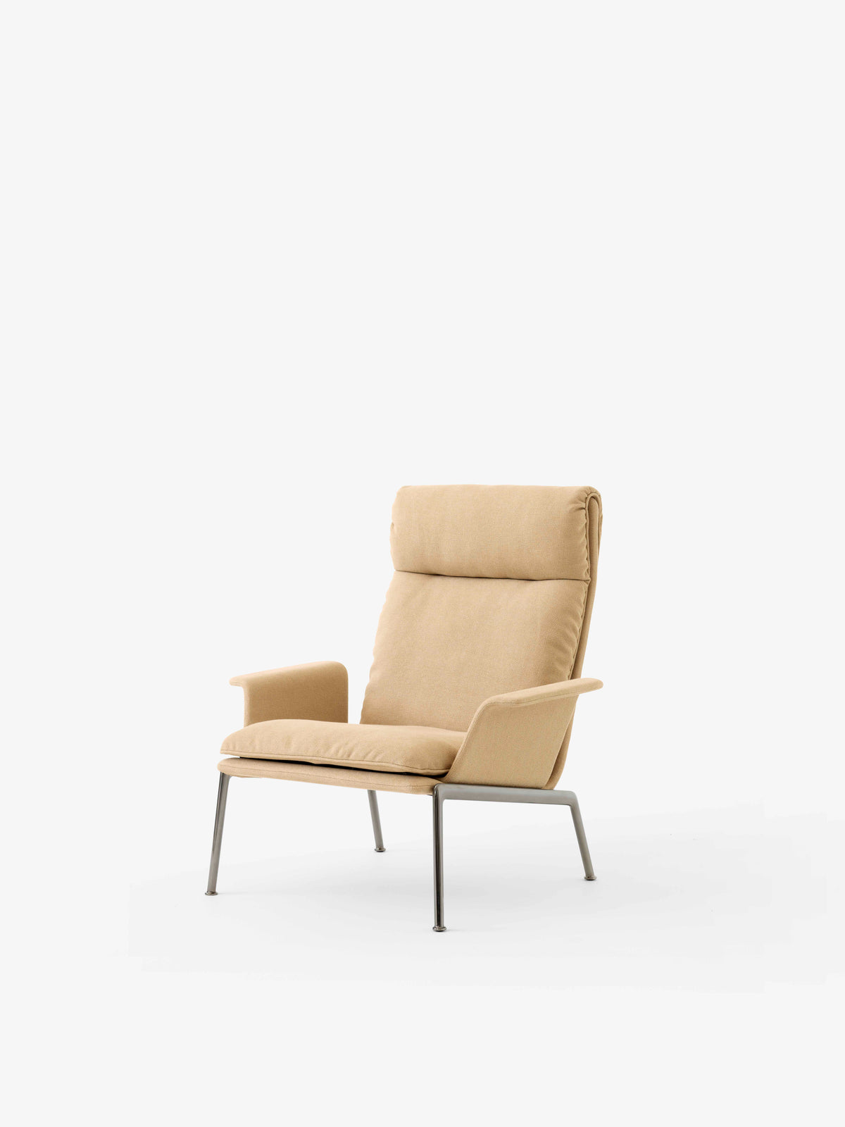 Upholstered MUNO LN17 armchair with a dark aluminum base