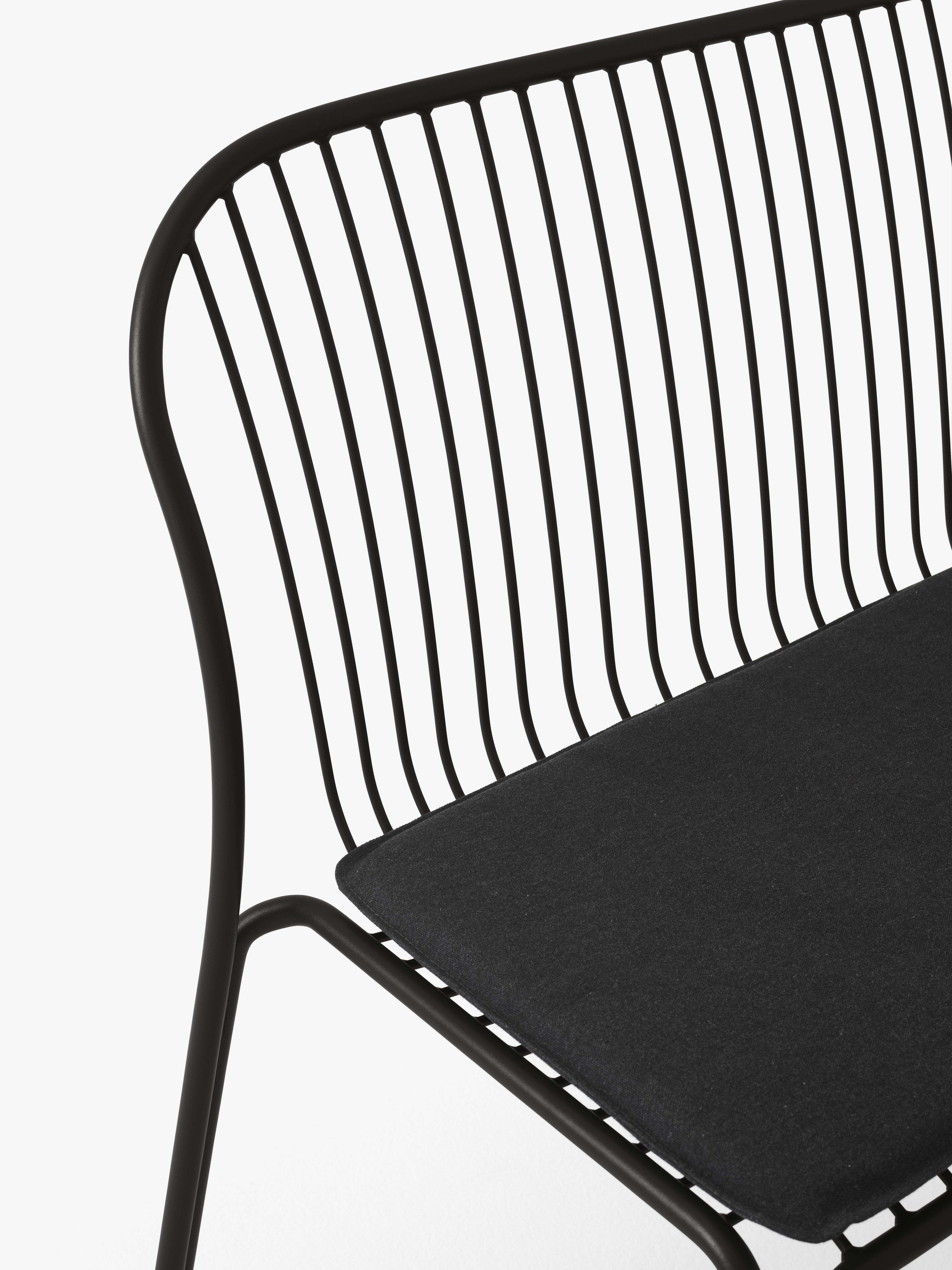 THORVALD SC111 Outdoor Bench Black