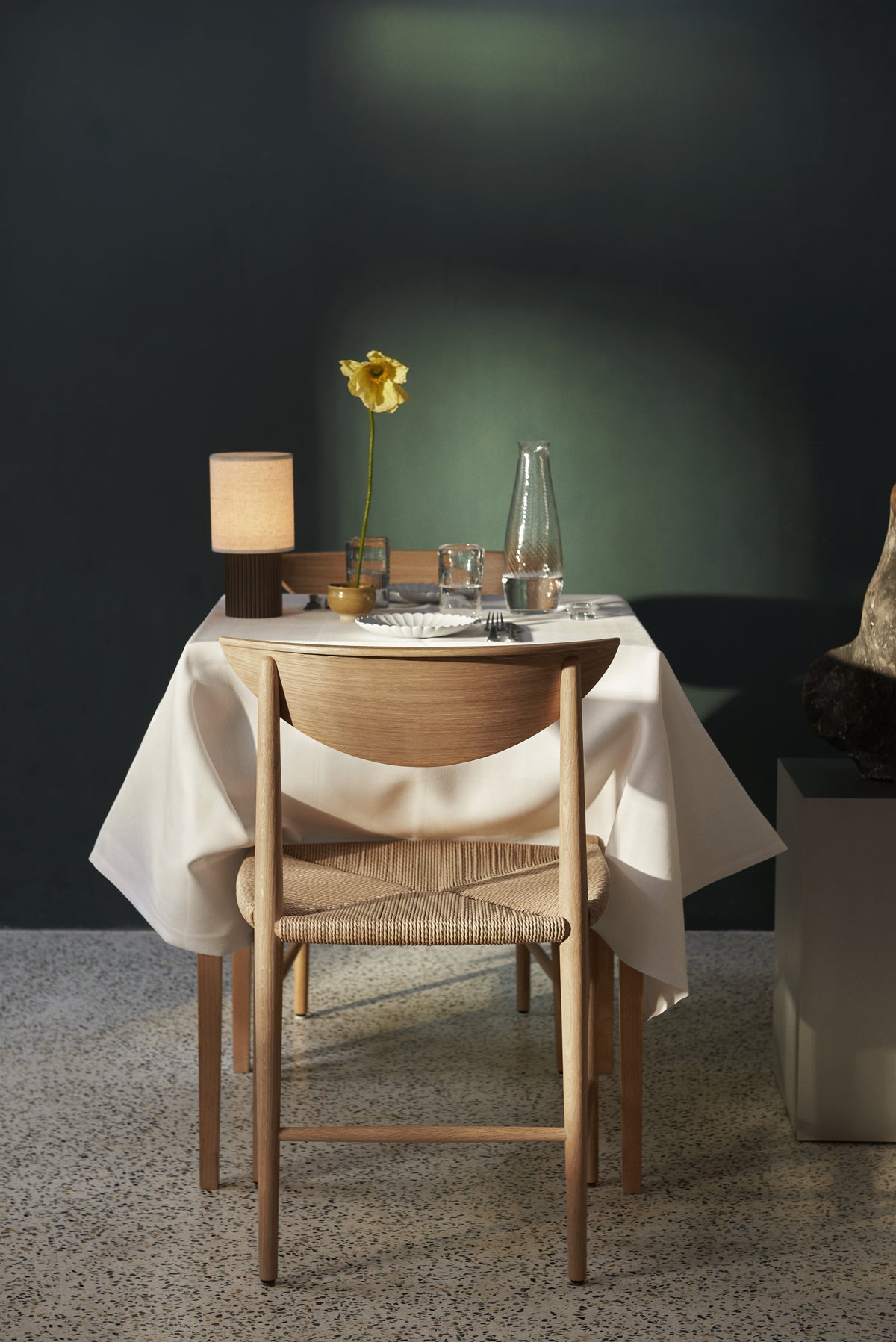 Portable lamp MANHATTAN with a fabric shade and brown base