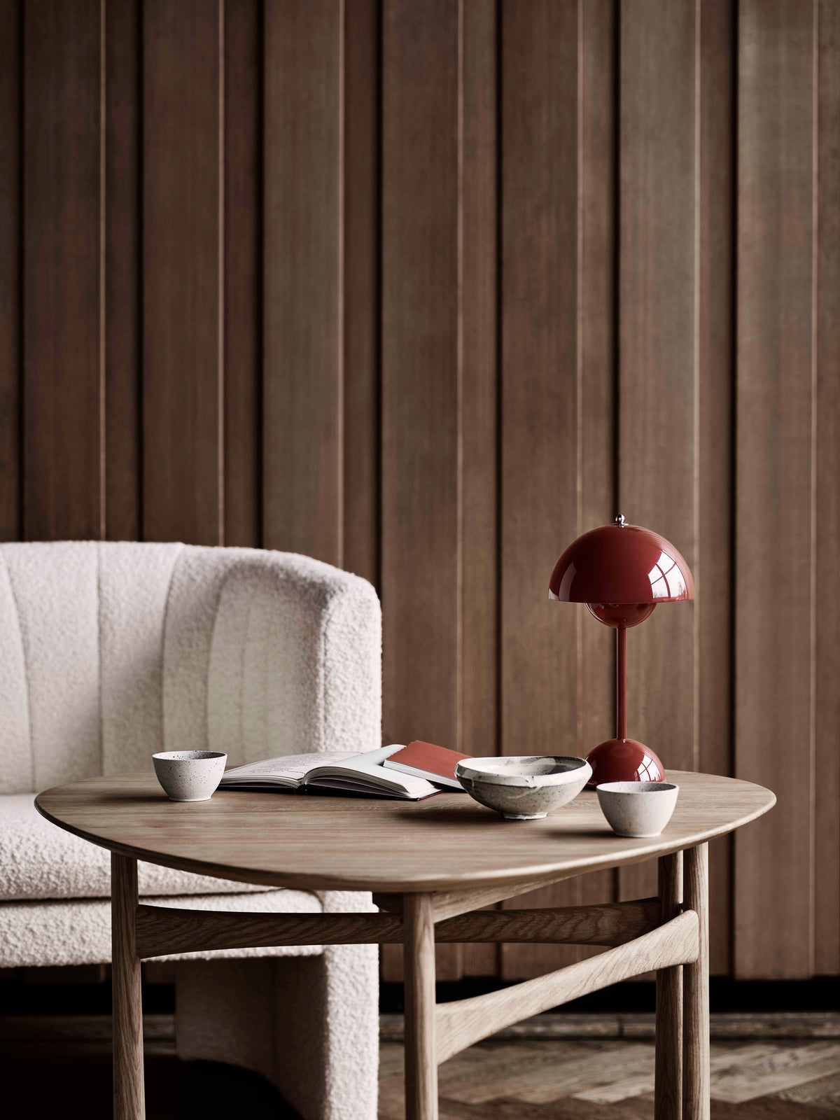 Upholstered Armchair LOAFER SC23