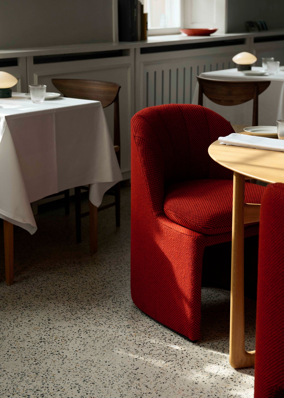 LOAFER SC106 upholstered chair