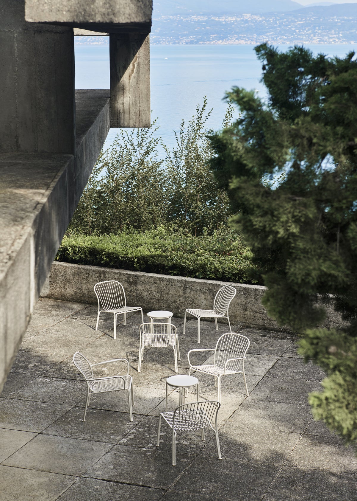 THORVALD SC100 Outdoor Armchair Black